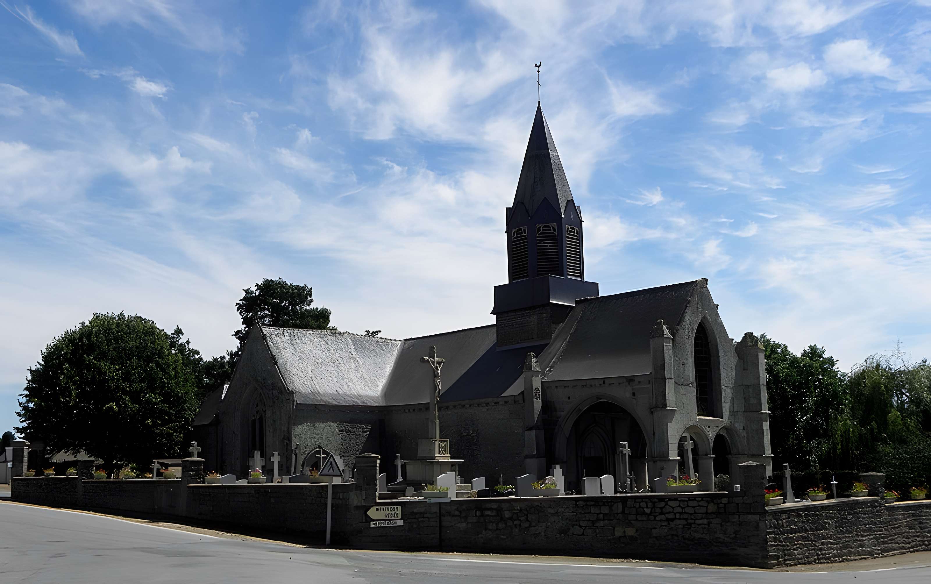 Église Saint-Michel de La Nouaye