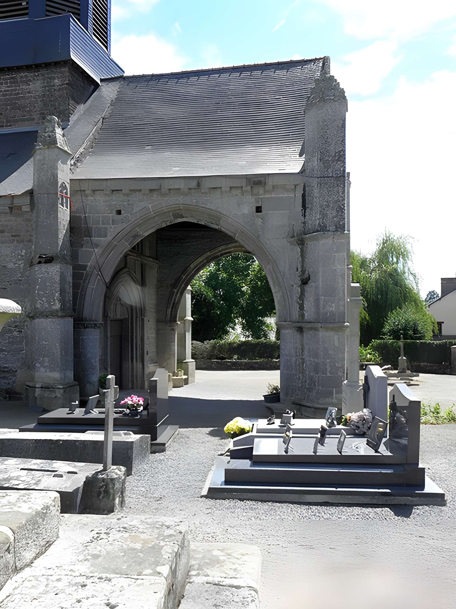 Église Saint-Michel de La Nouaye