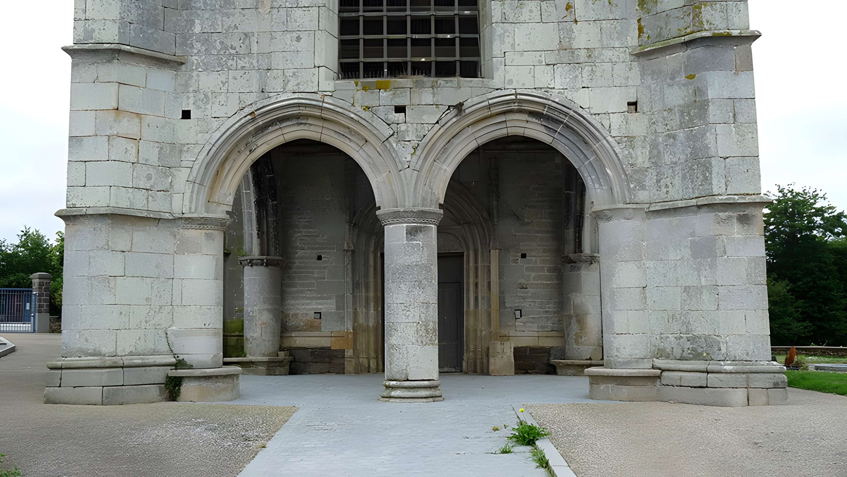 Église Saint-Michel de La Nouaye