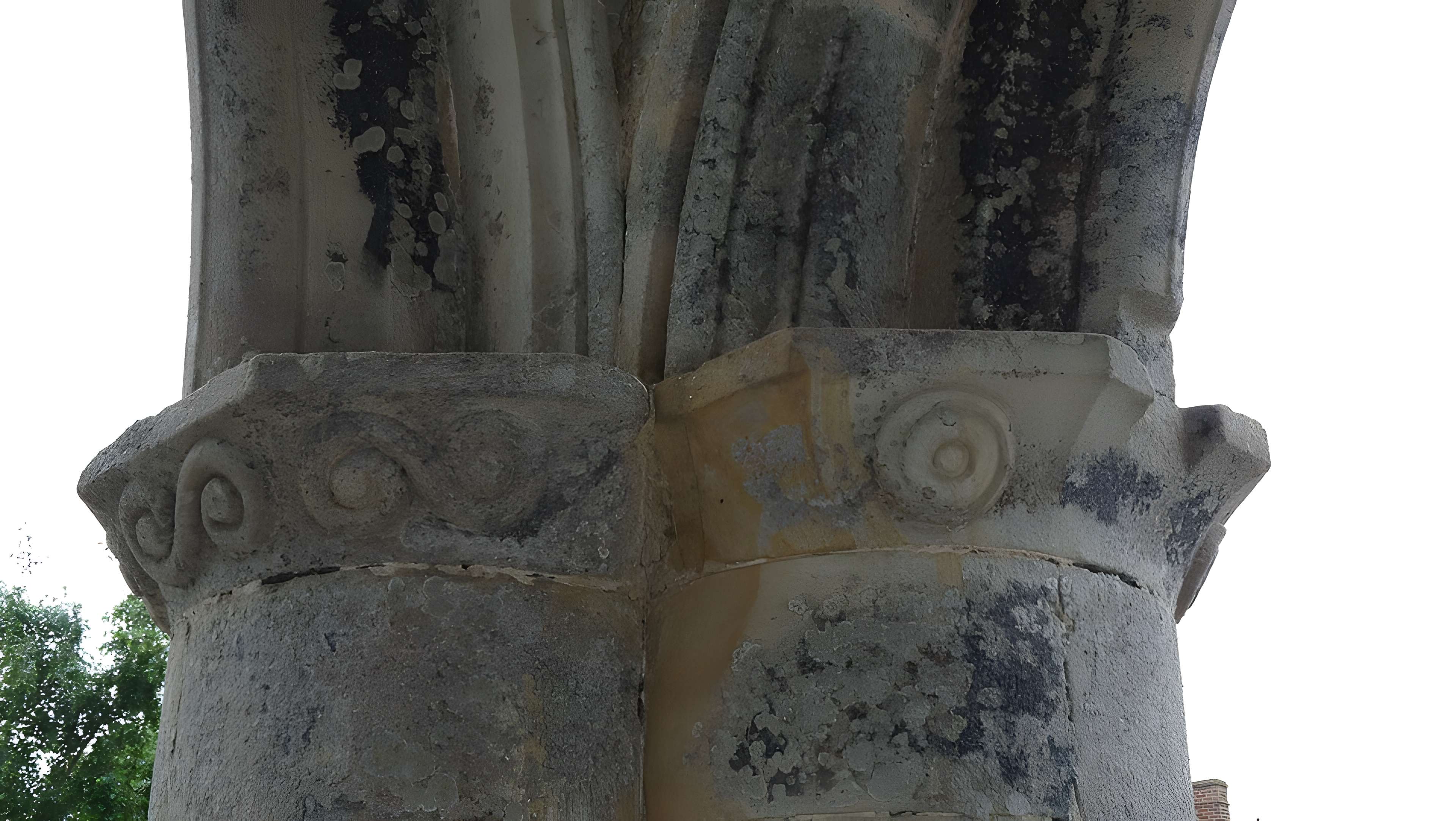 Église Saint-Michel de La Nouaye