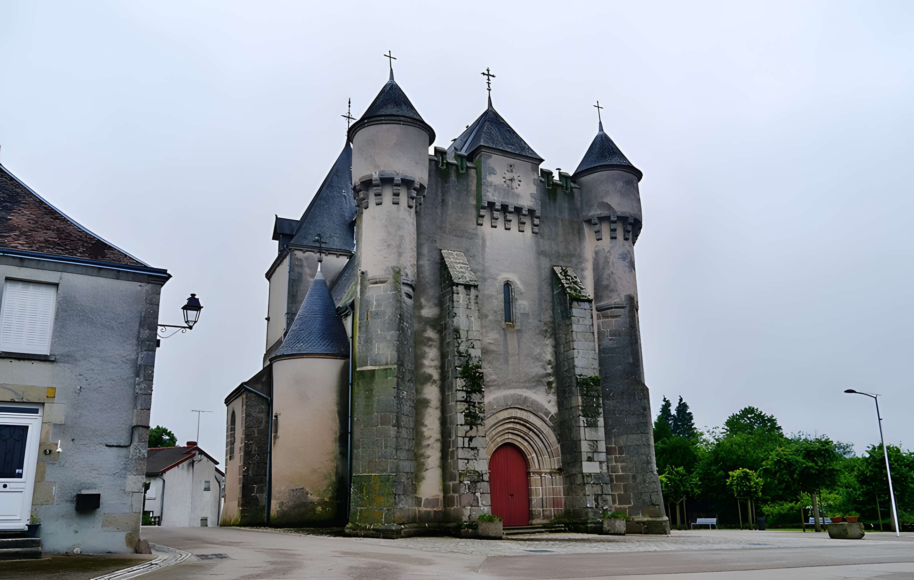 Église Saint-Michel de Lourdoueix-Saint-Michel