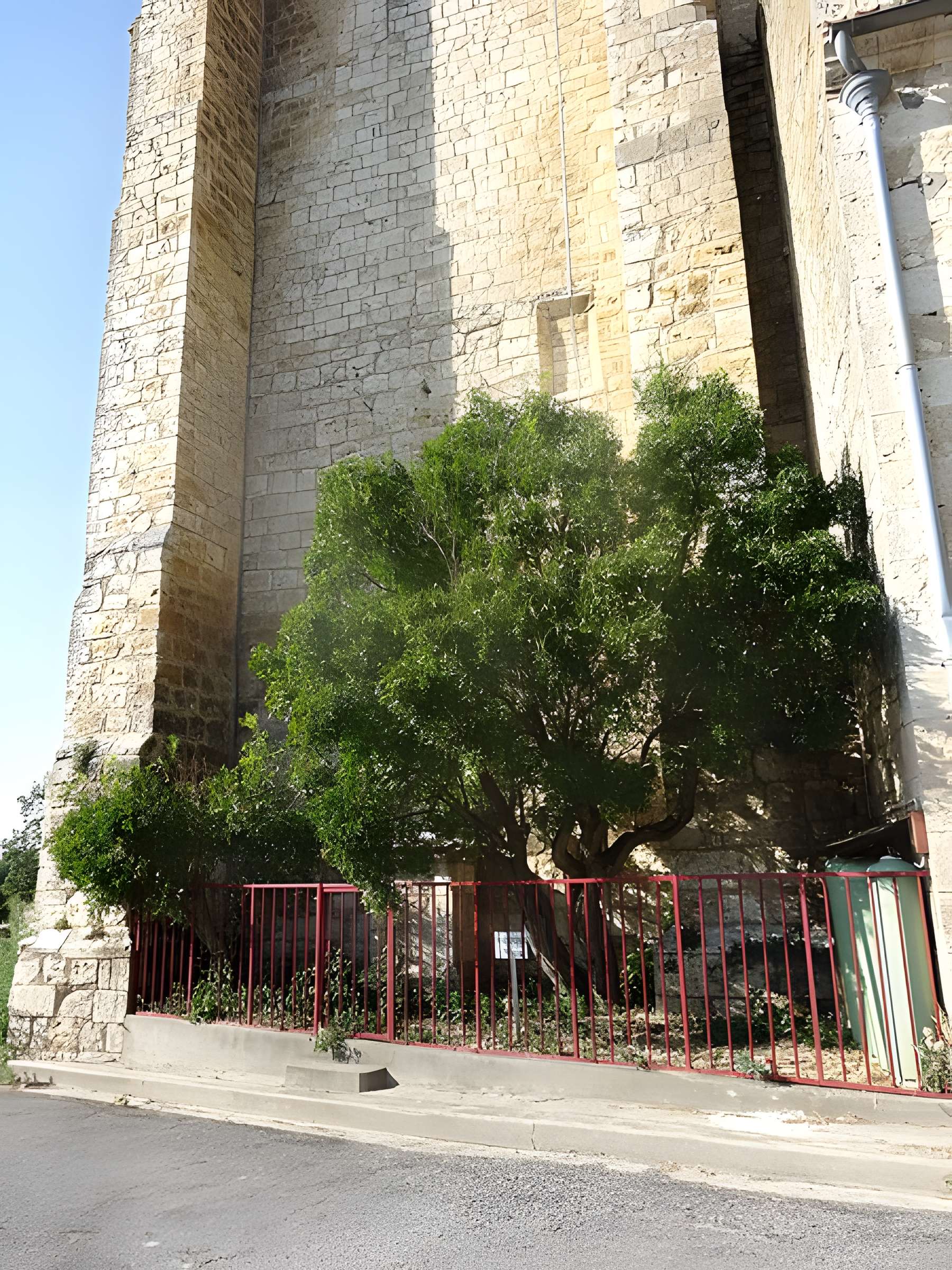 Église Saint-Michel de Mauvezin