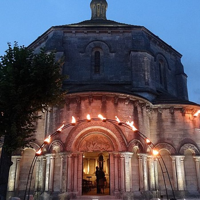 Photo de Église Saint-Michel de Saint-Michel en Charente
