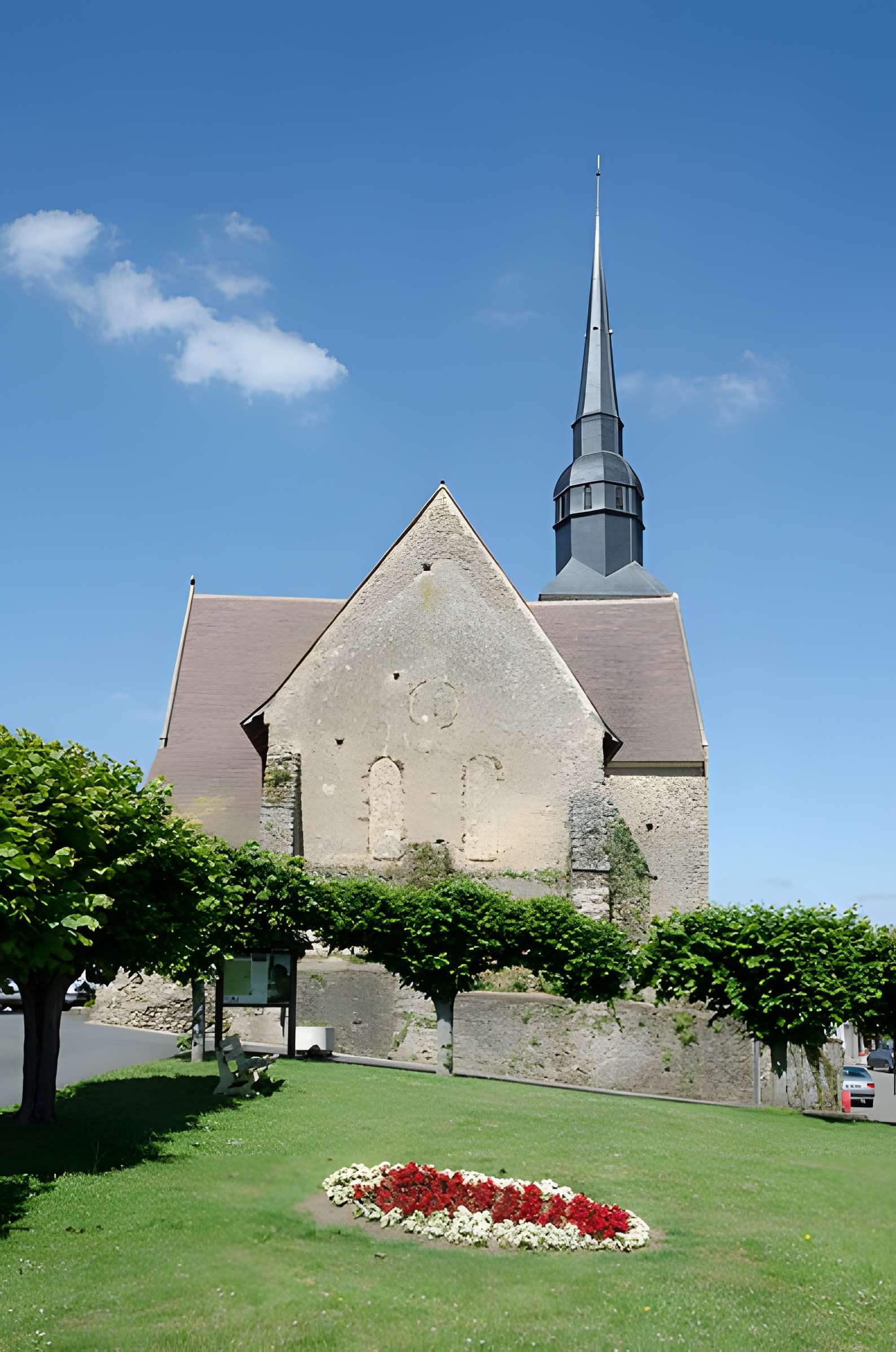 Église Saint-Michel de Saint-Michel-de-Chavaignes 