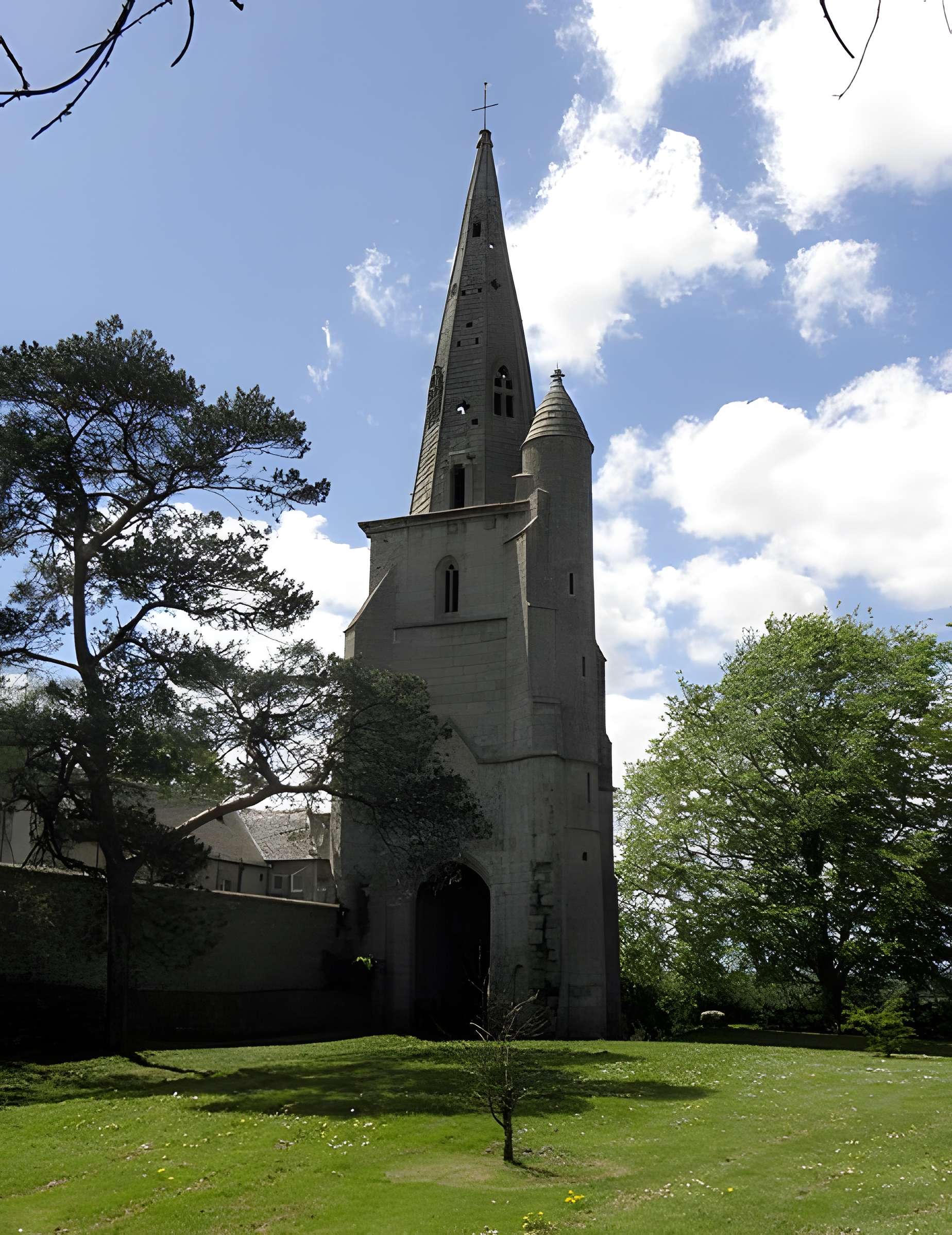 Église Saint-Michel de Tréguier 