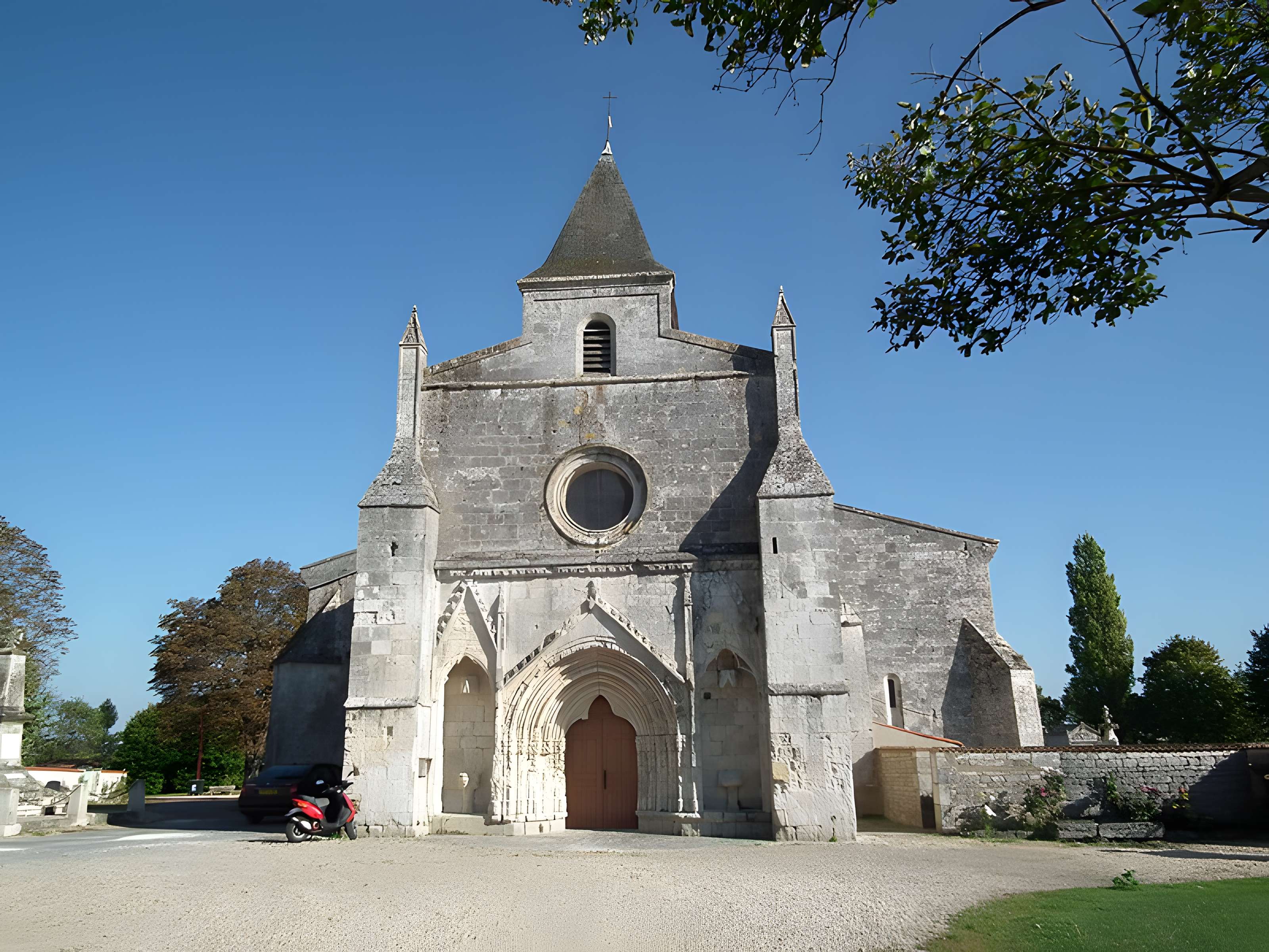 Église Saint-Michel d'Ozillac