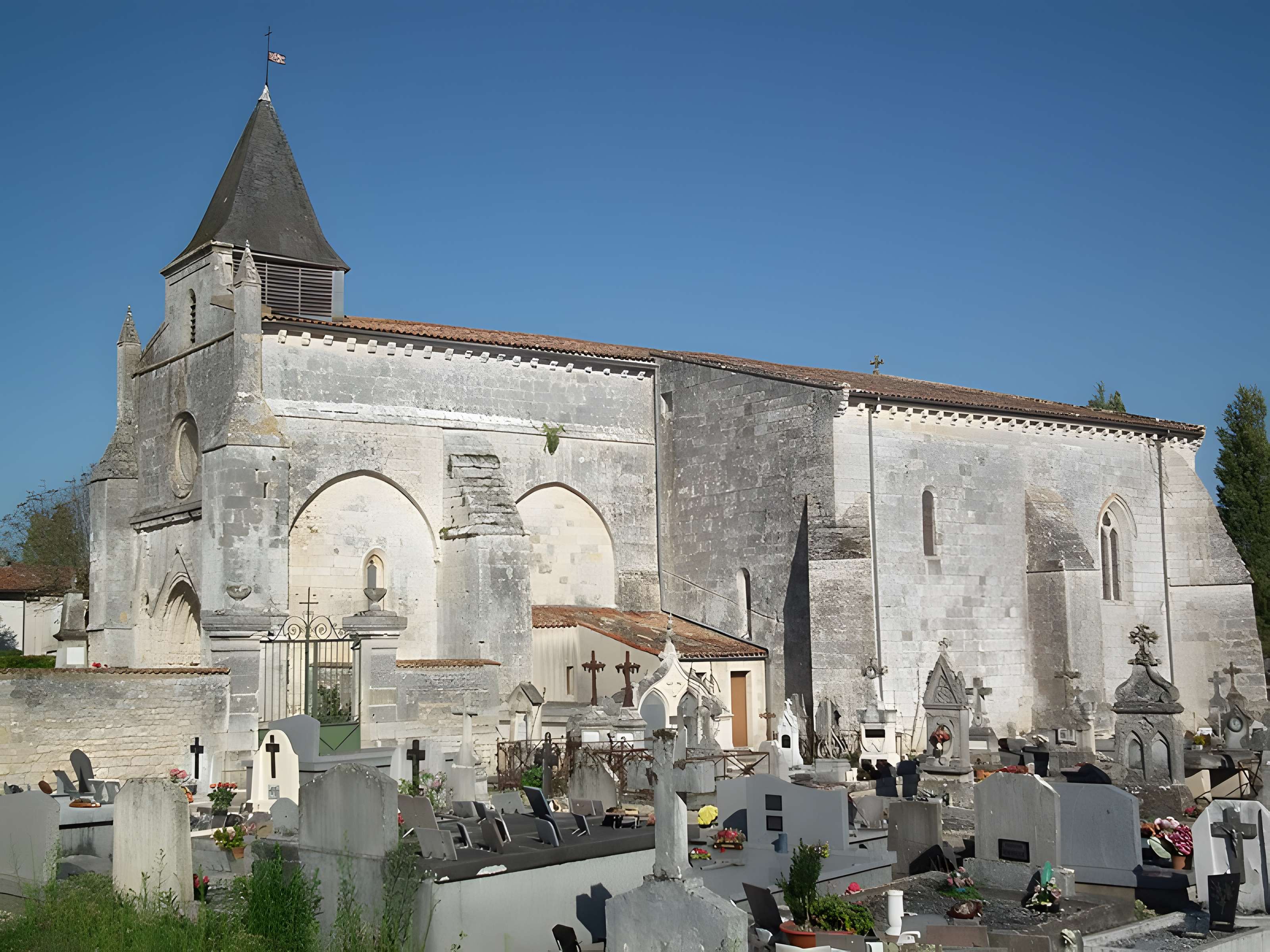 Église Saint-Michel d'Ozillac