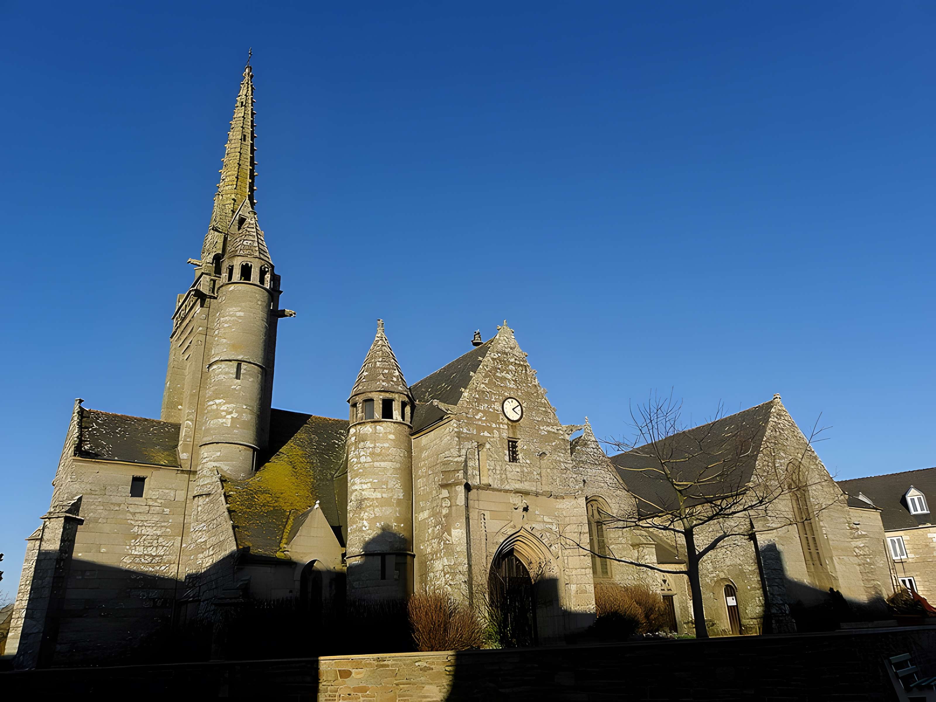 Église Saint-Milliau de Ploumilliau