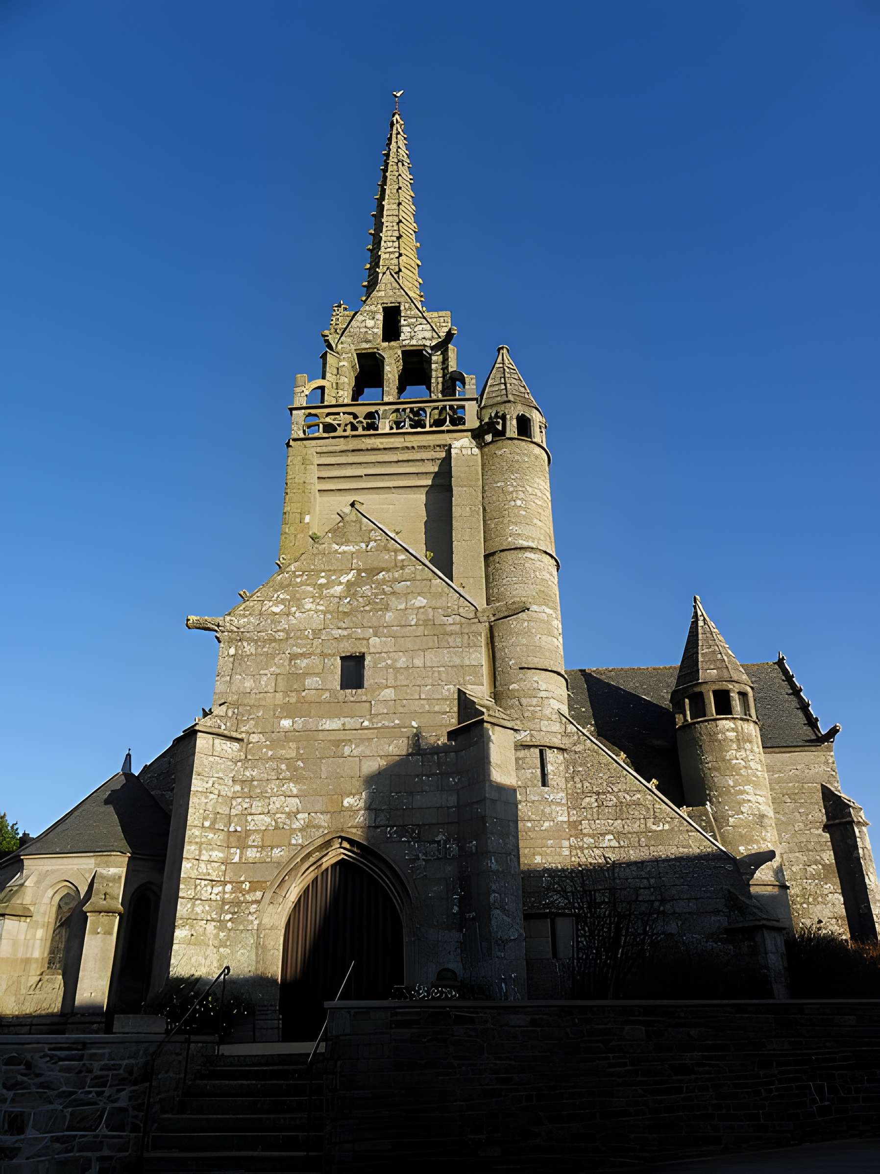 Église Saint-Milliau de Ploumilliau
