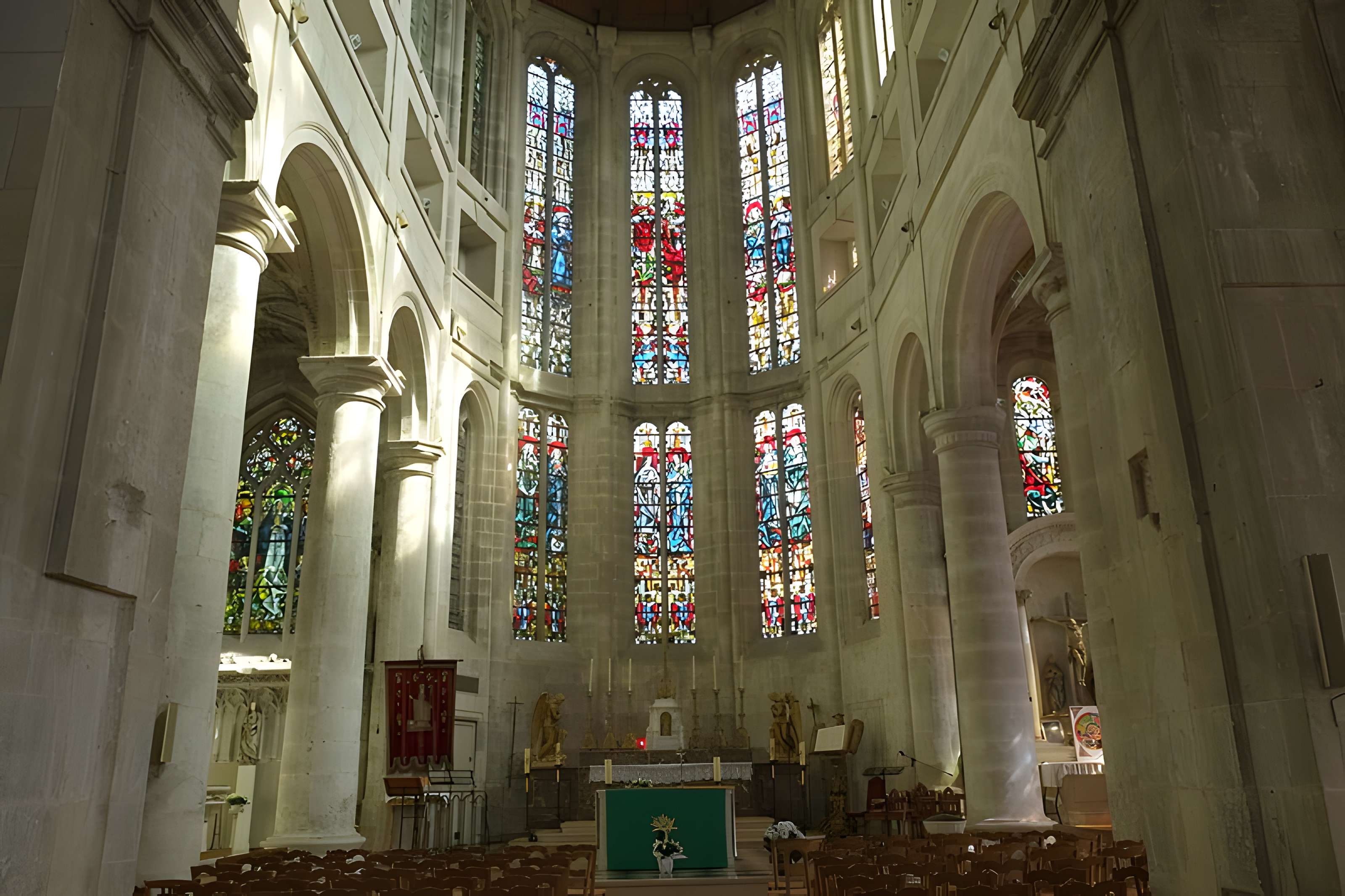 Église Saint-Nicolas de Beaumont-le-Roger