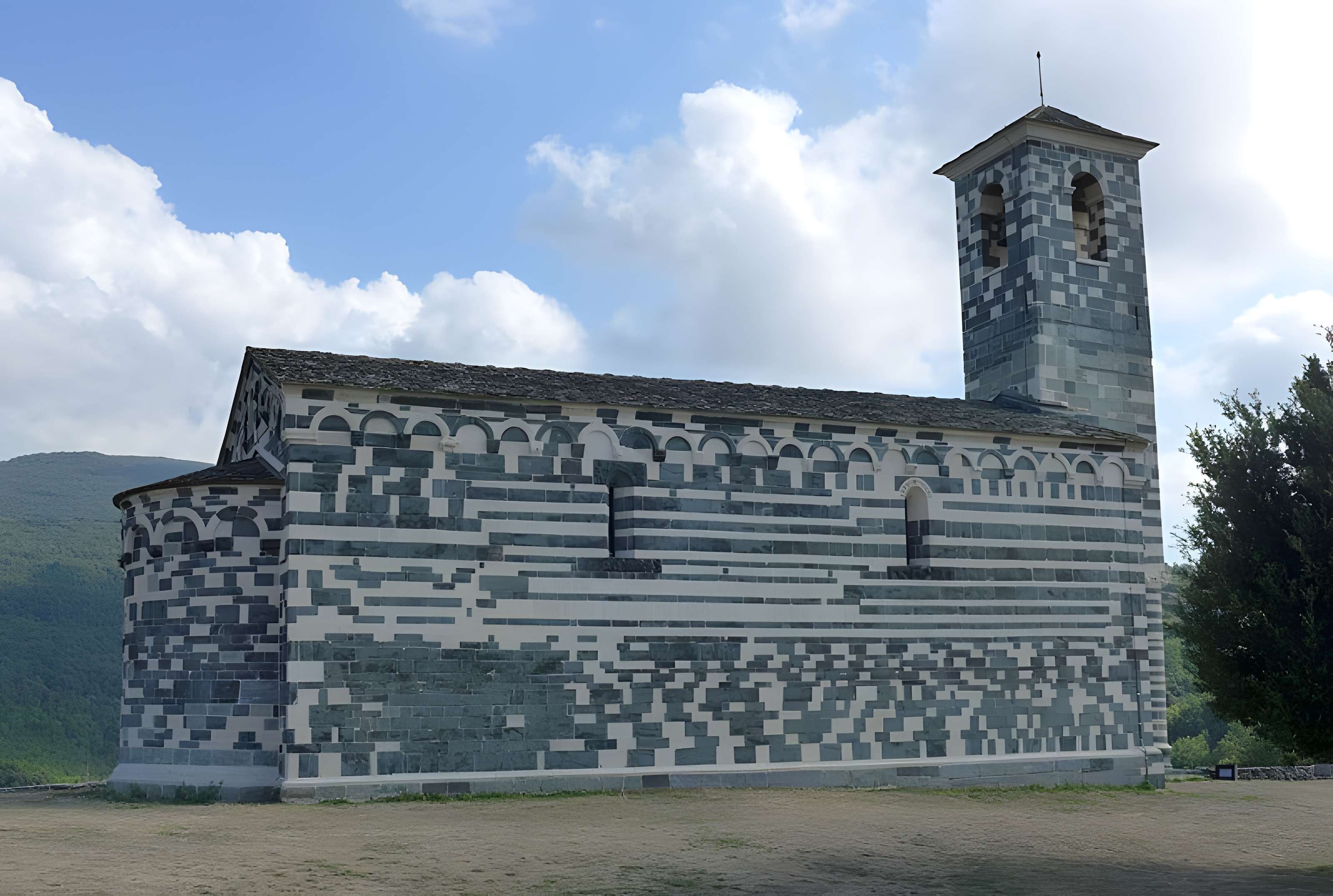 Église San Michele de Murato