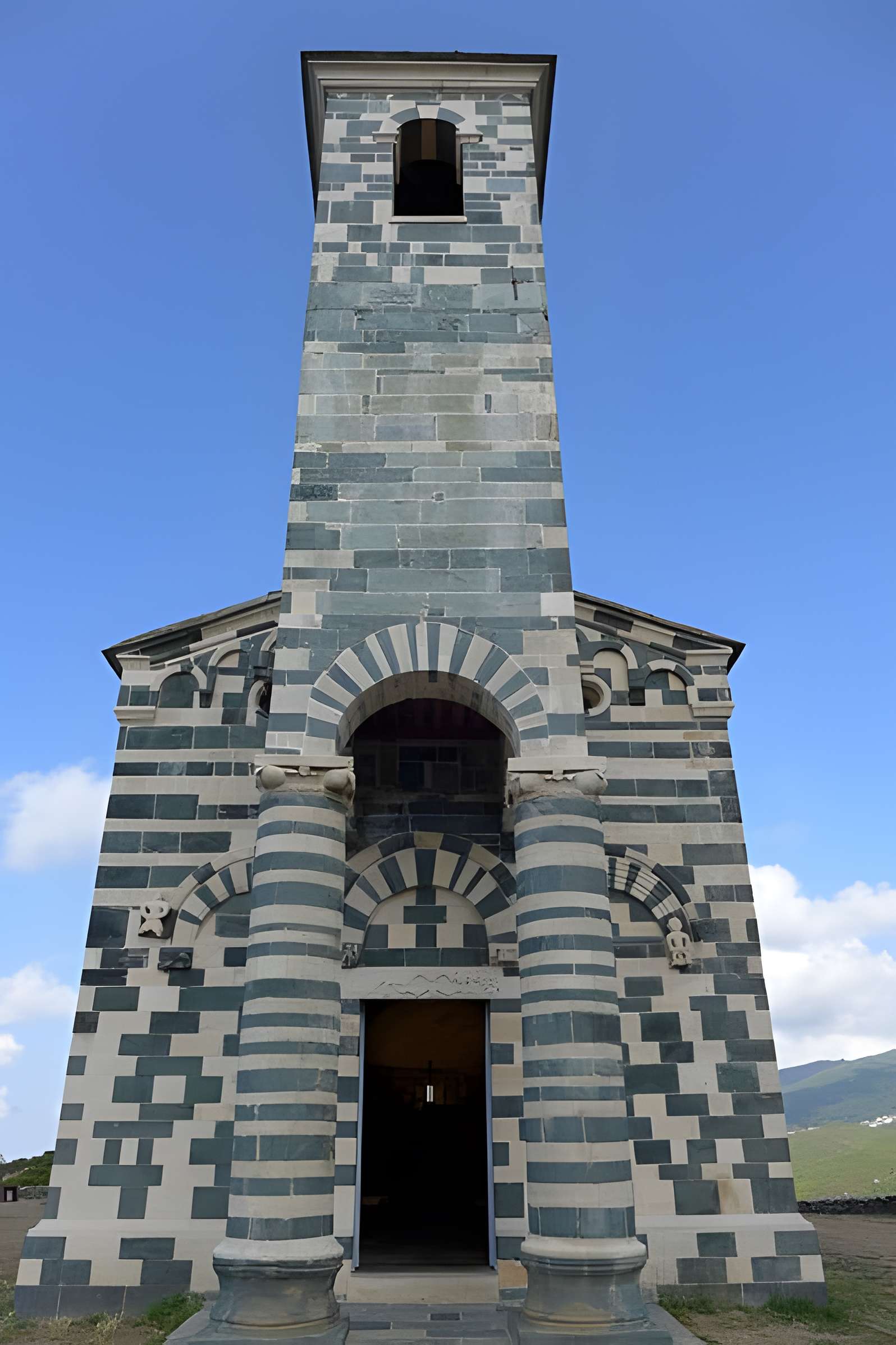 Église San Michele de Murato