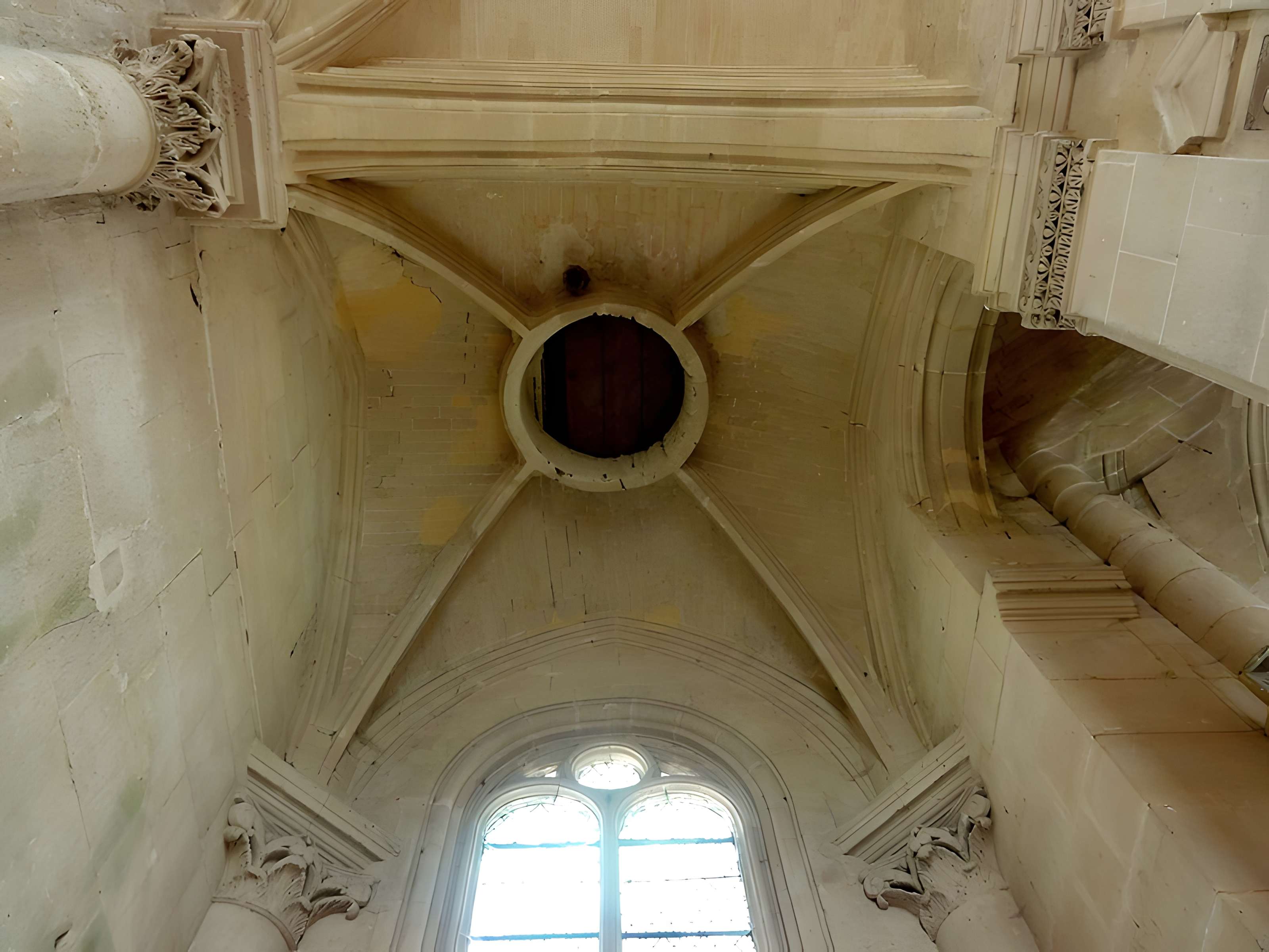 Église Saint-Nicolas de Guiry-en-Vexin