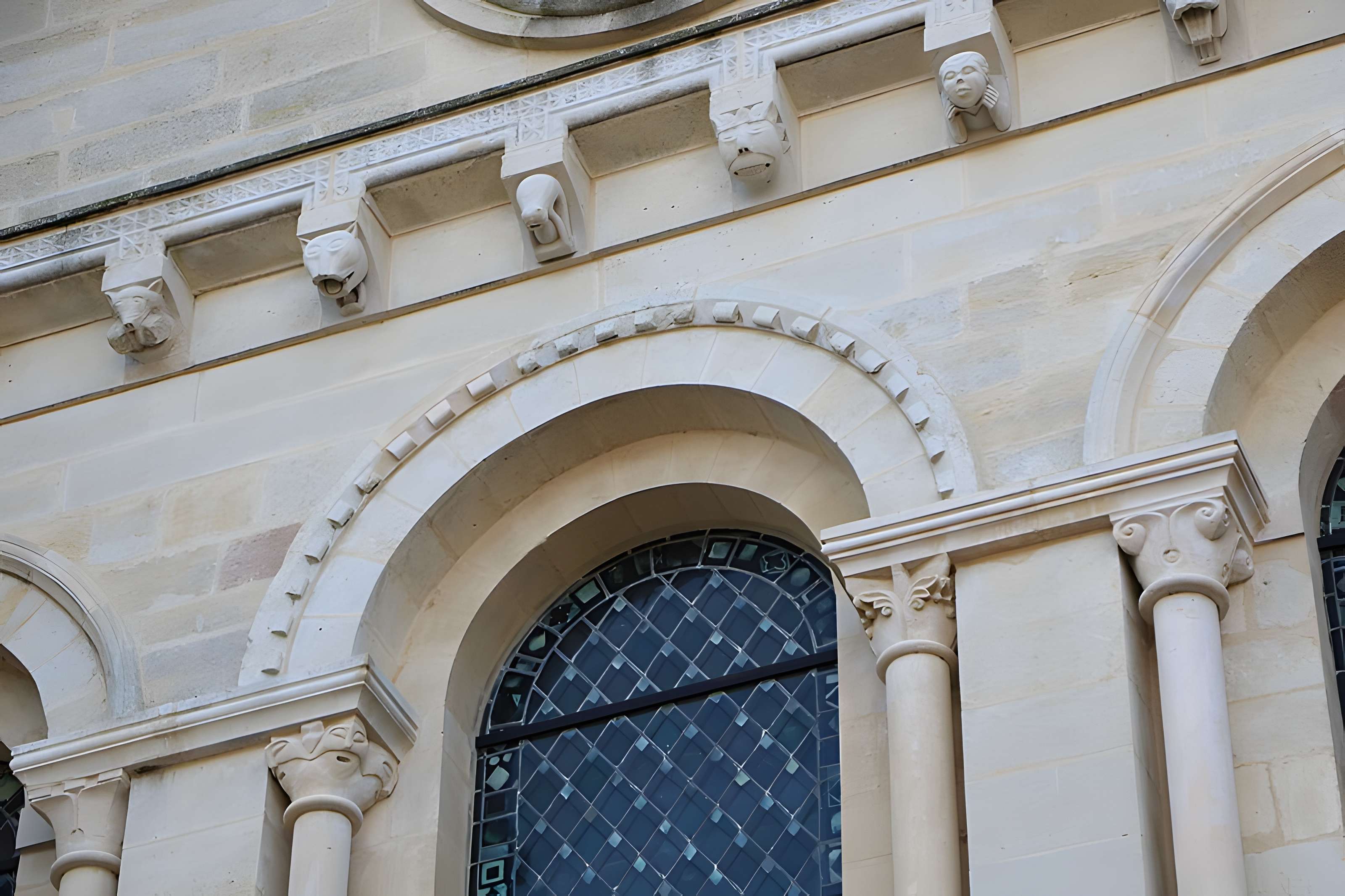 Église Saint-Nicolas de Maule