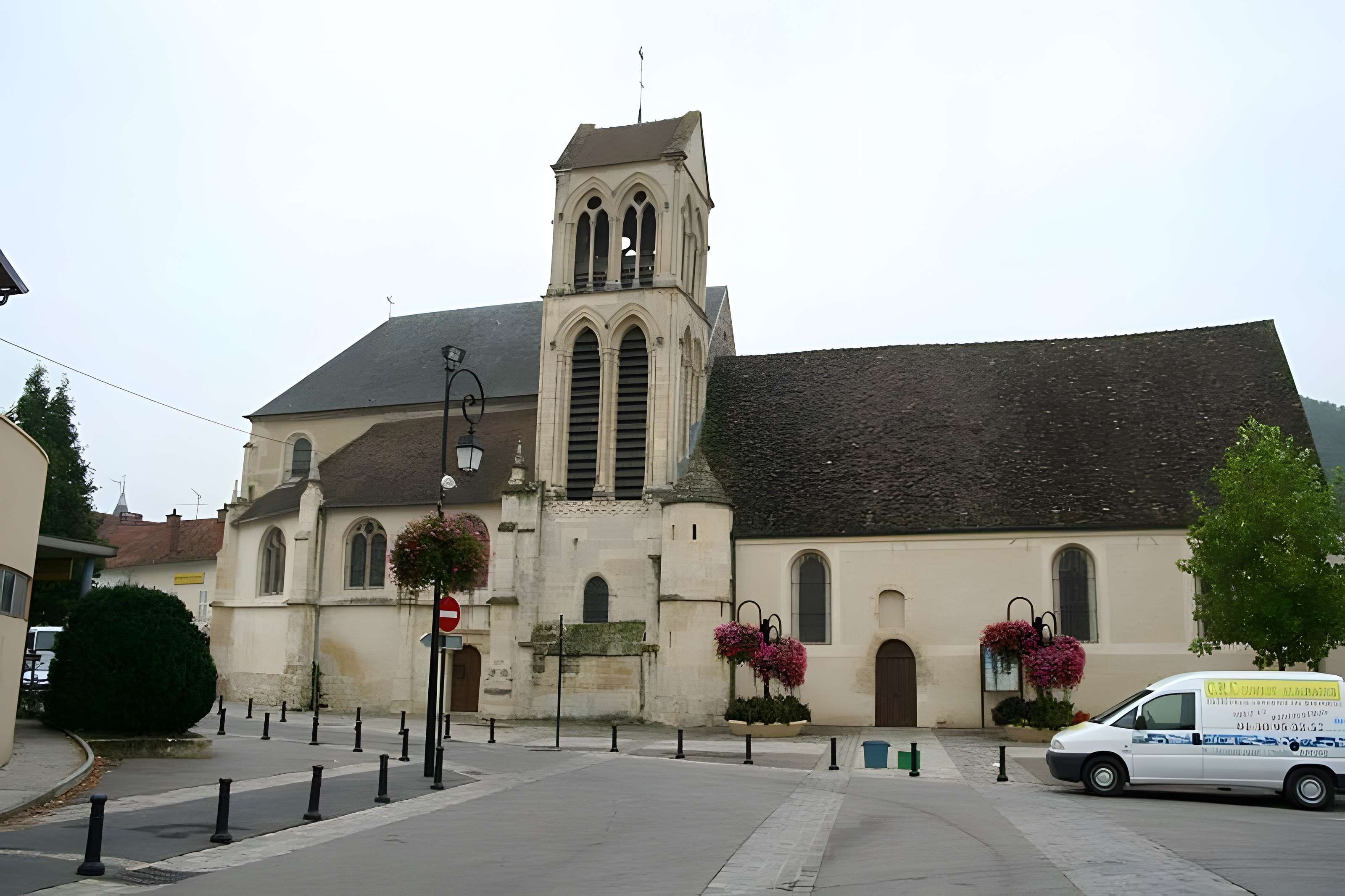 Église Saint-Nicolas de Mézières-sur-Seine 