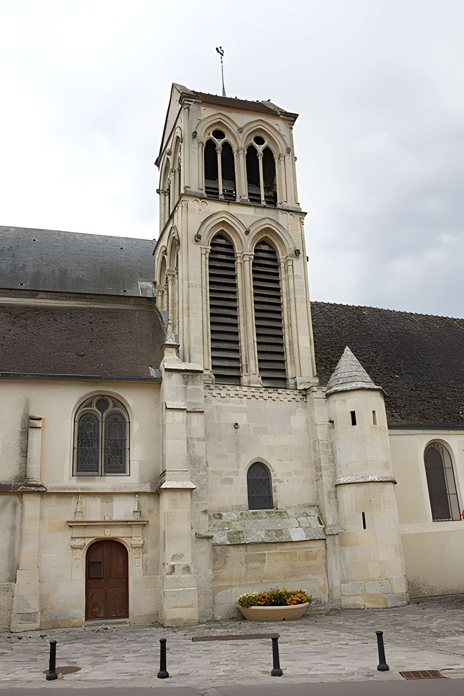 Église Saint-Nicolas de Mézières-sur-Seine