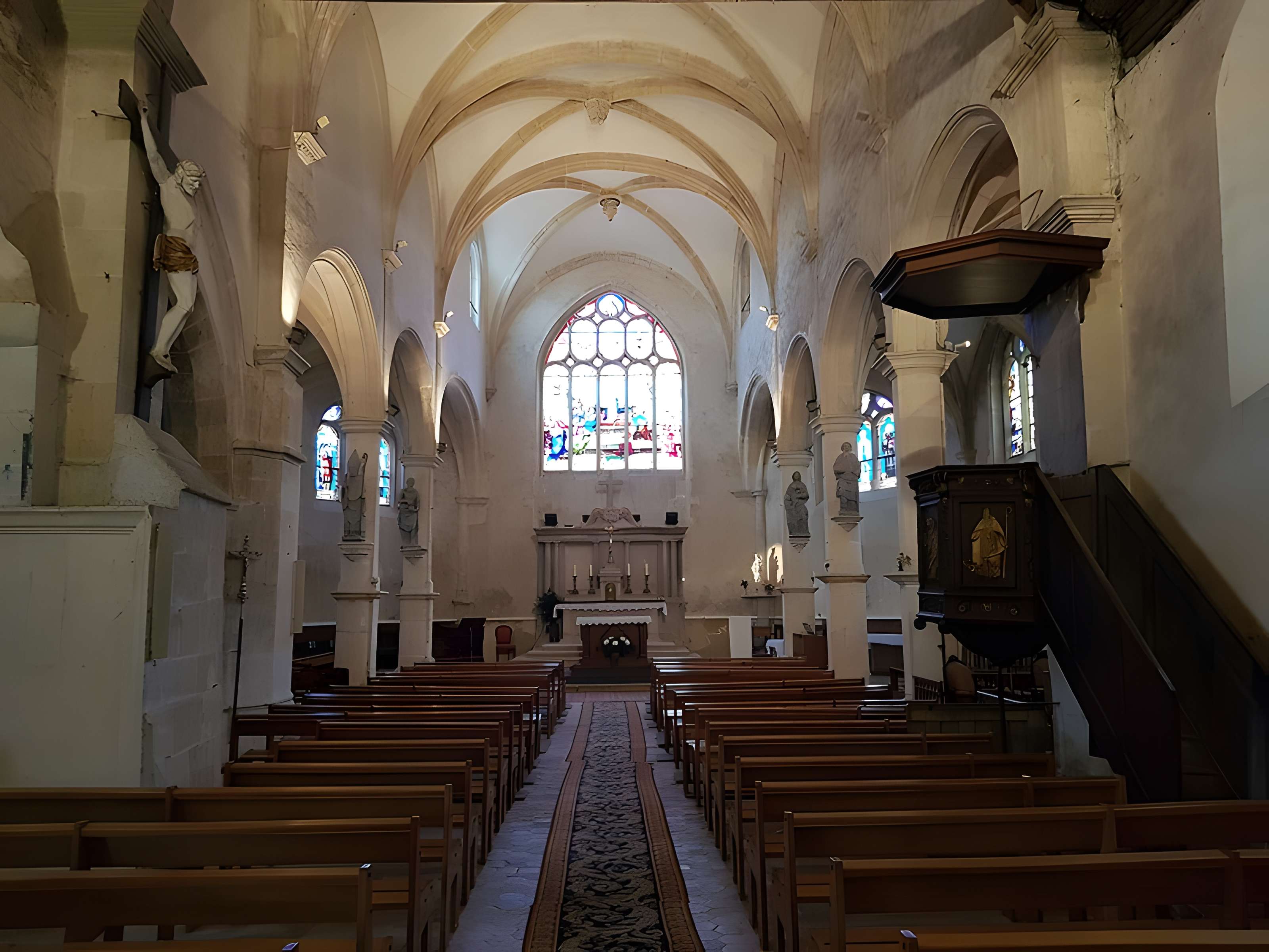 Église Saint-Nicolas de Mézières-sur-Seine