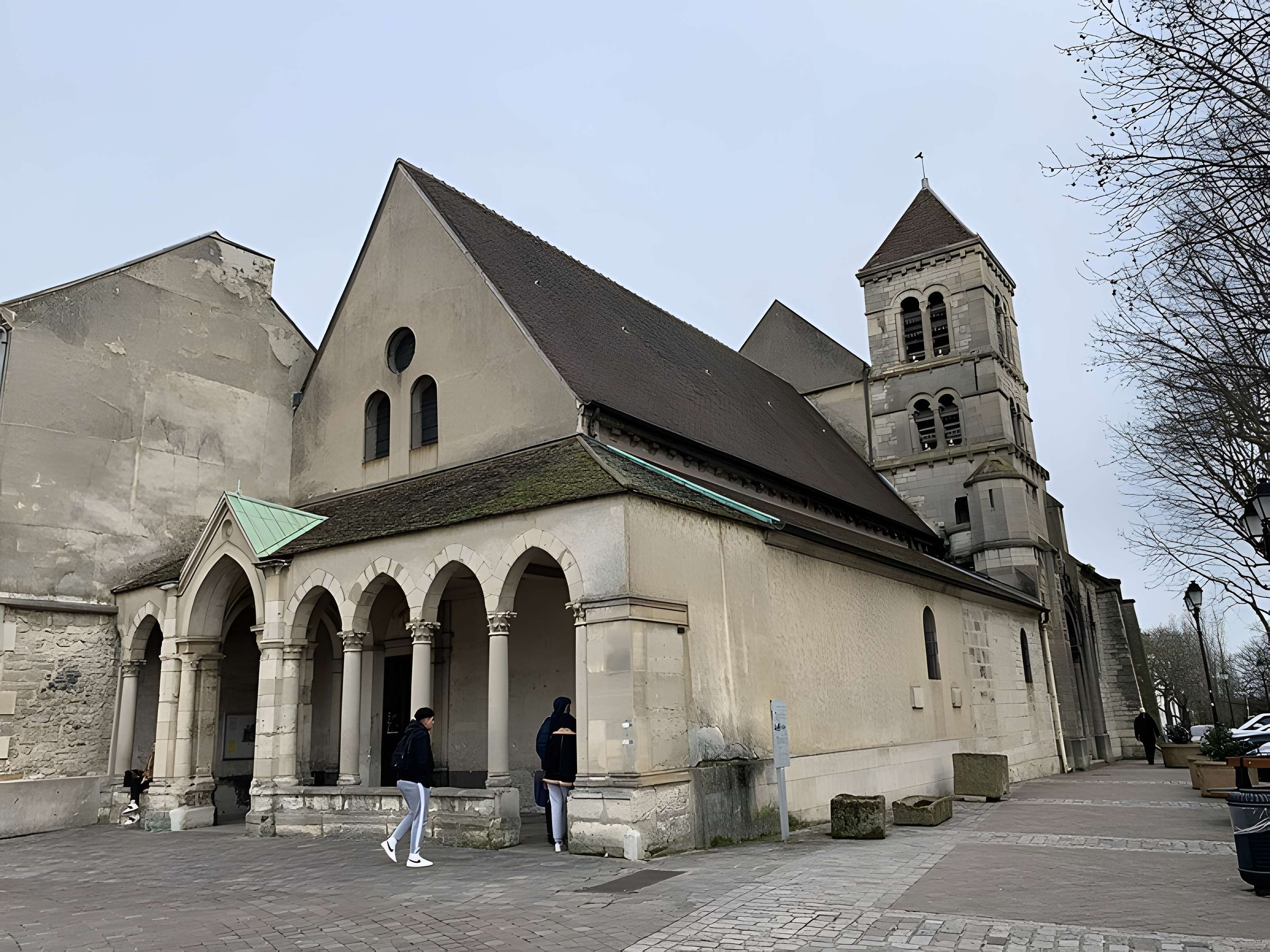 Église Saint-Nicolas de Saint-Maur-des-Fossés