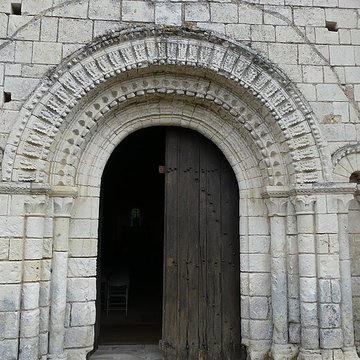 Église Saint-Nicolas de Tavant