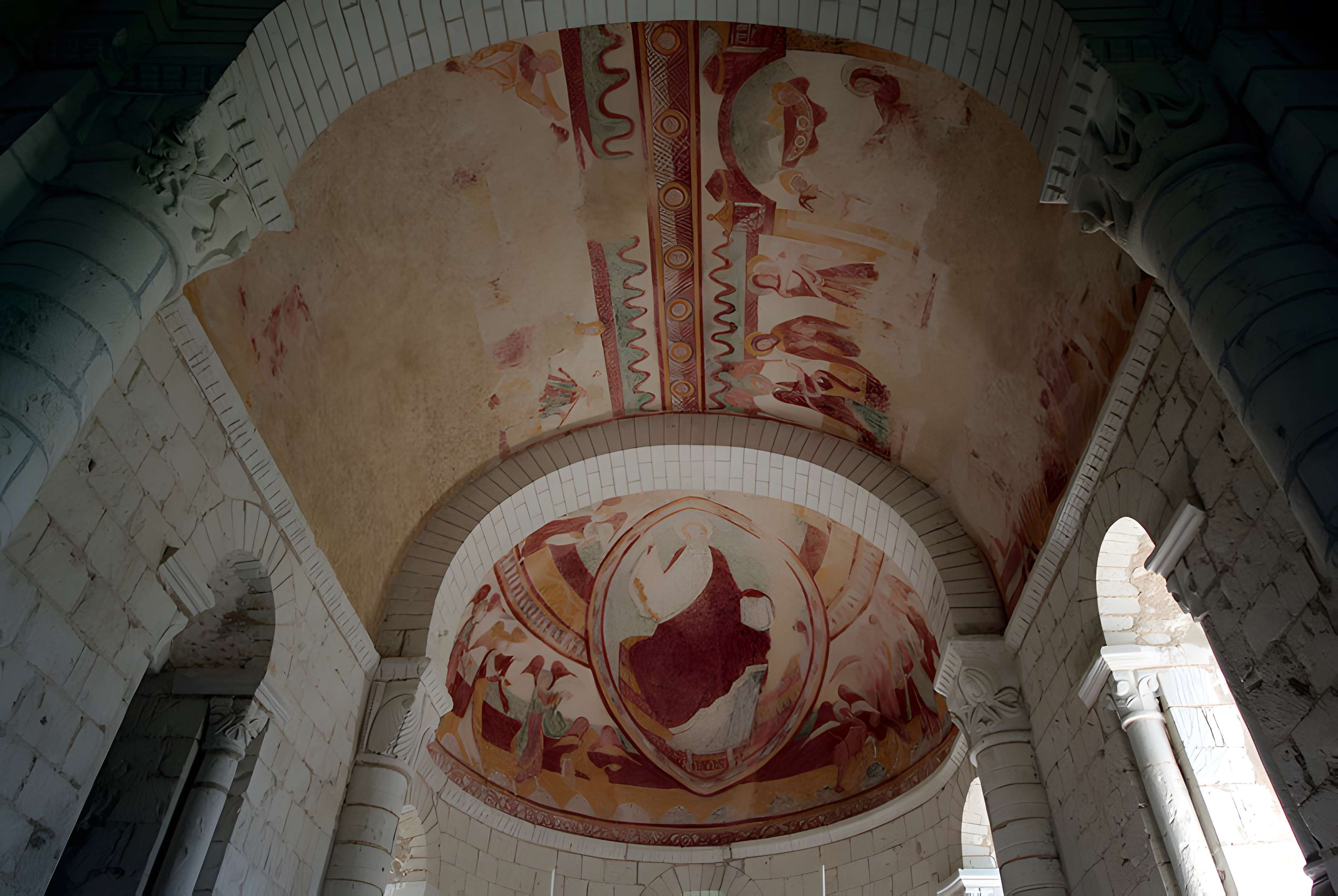 Église Saint-Nicolas de Tavant