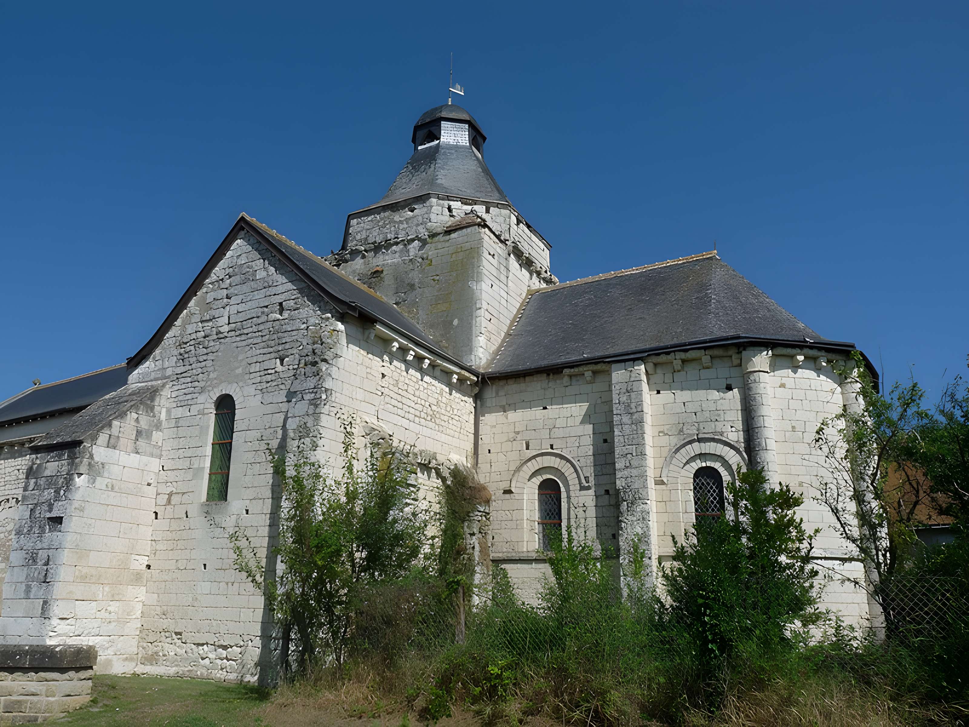 Église Saint-Nicolas de Tavant