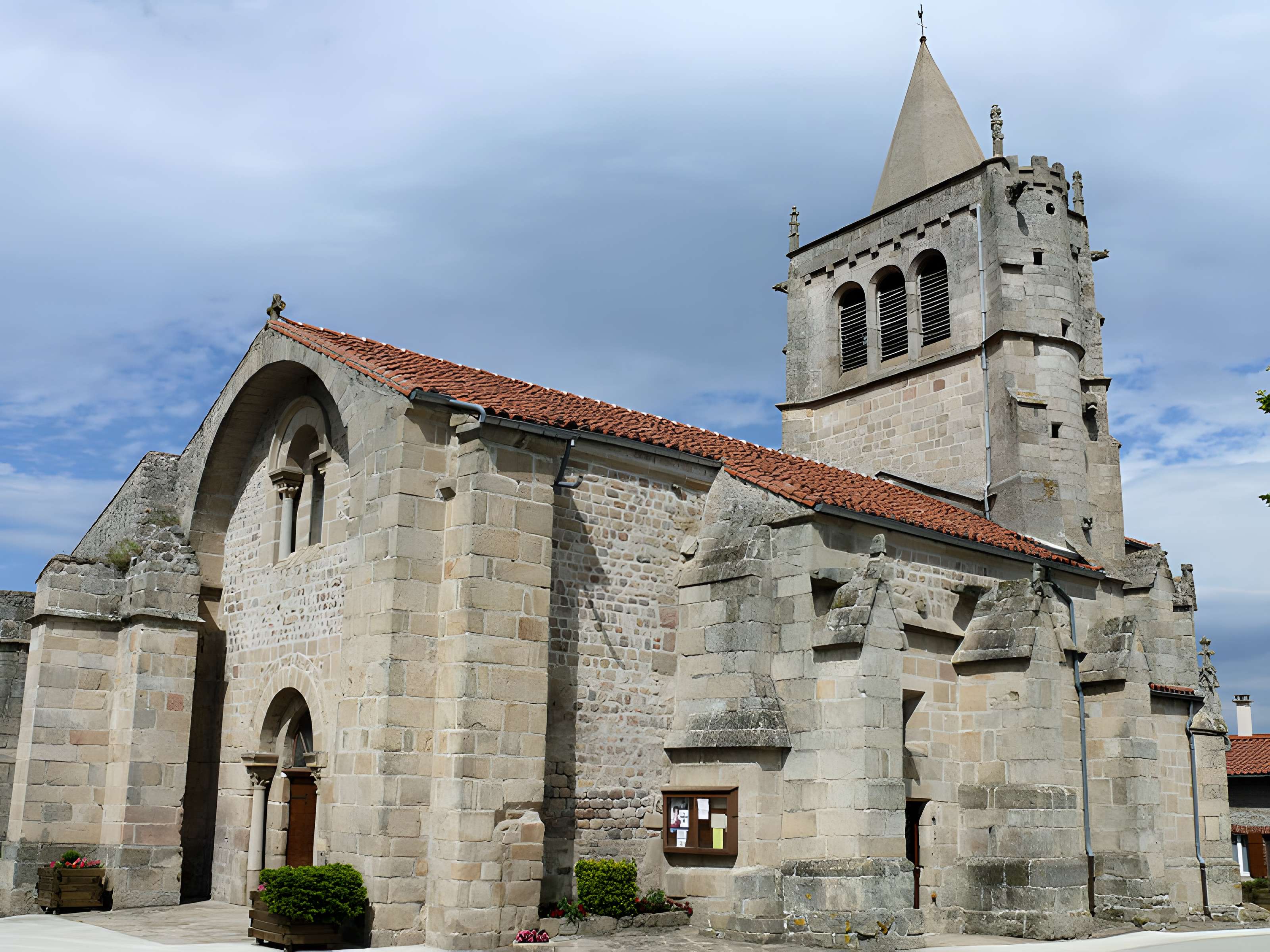 Église Saint-Nizier de Saint-Nizier-de-Fornas
