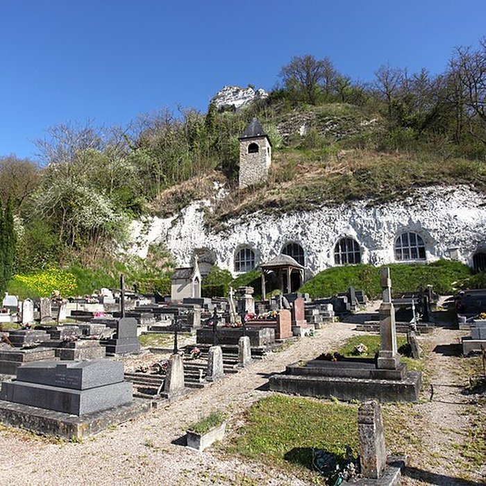 Photo de Église troglodytique de lAnnonciation de Haute-Isle