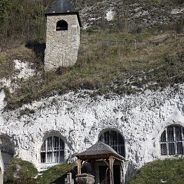 Église troglodytique de lAnnonciation de Haute-Isle