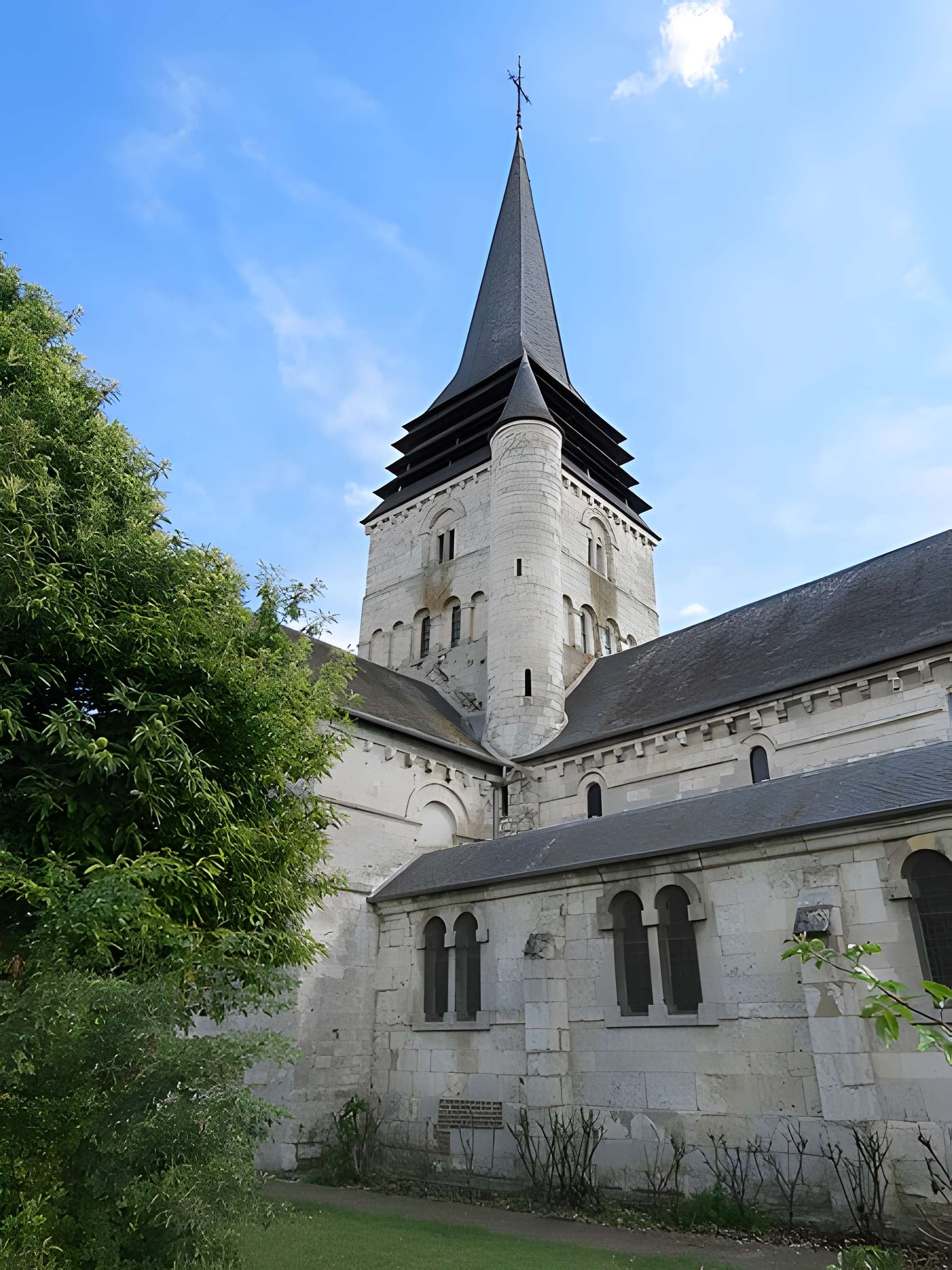Église Saint-Ouen de Léry