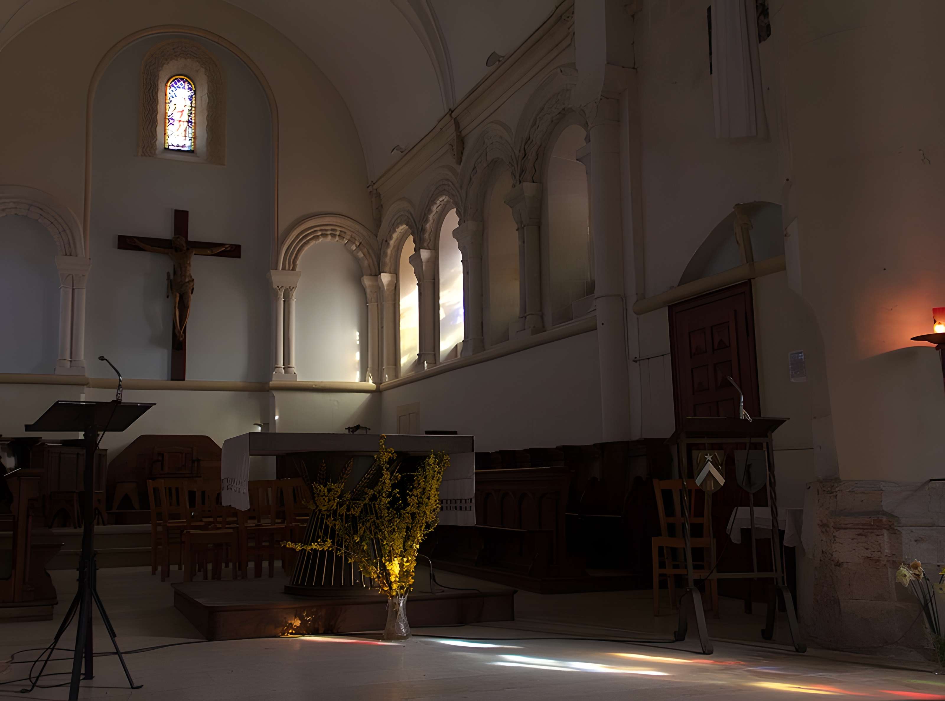 Église Saint-Ouen de Routot
