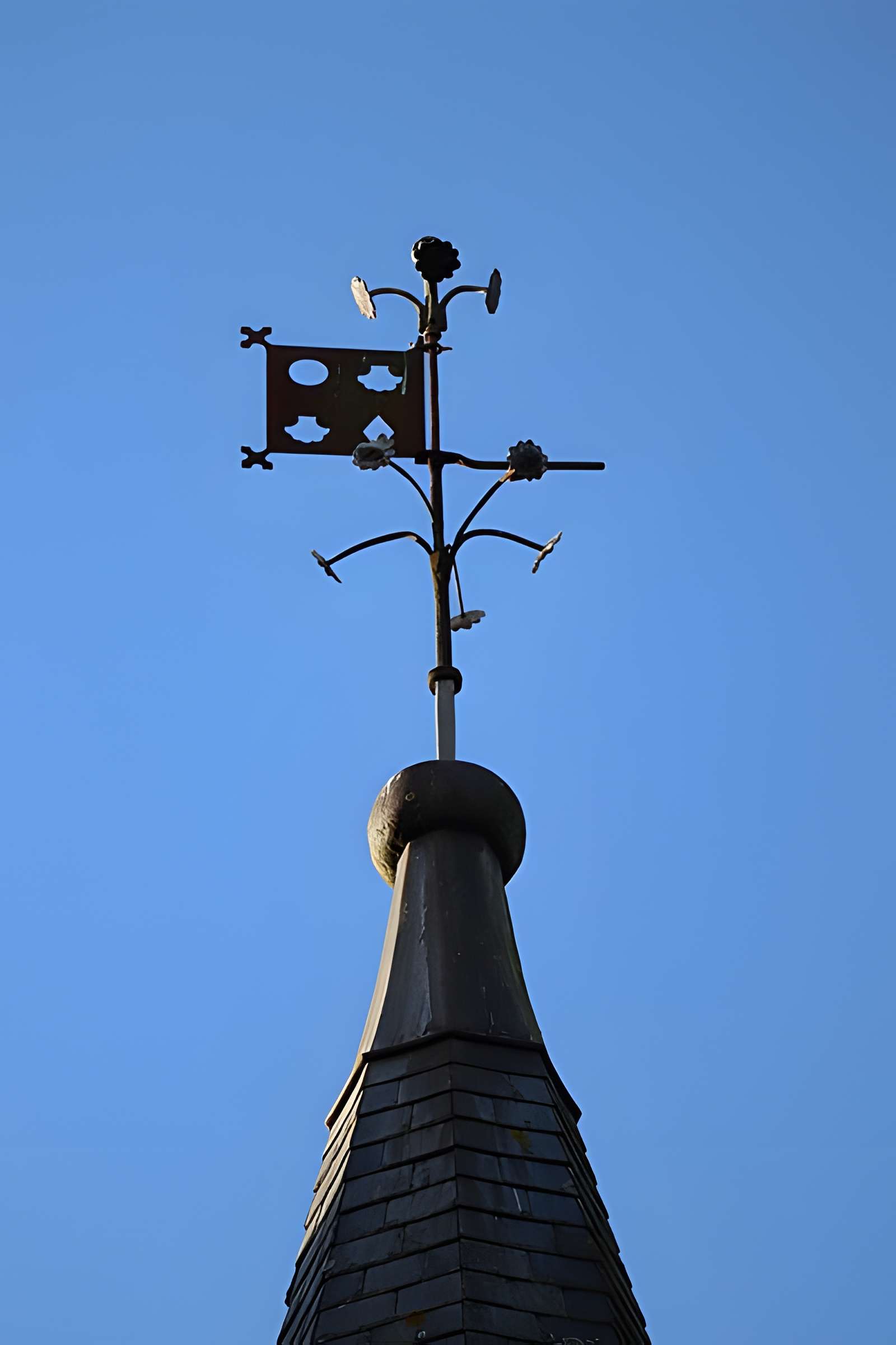 Église Saint-Ouen des Iffs