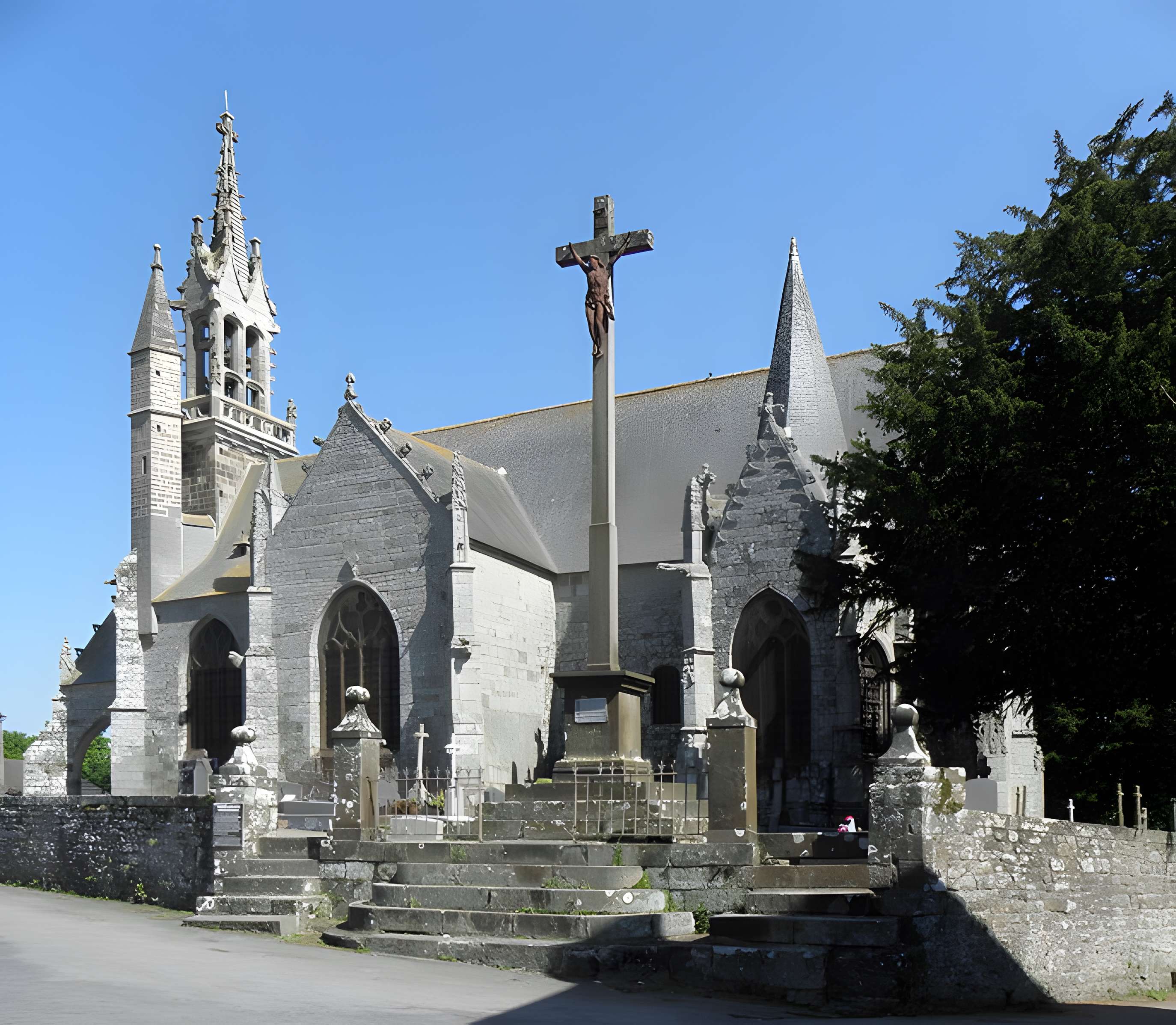 Église Saint-Ouen des Iffs