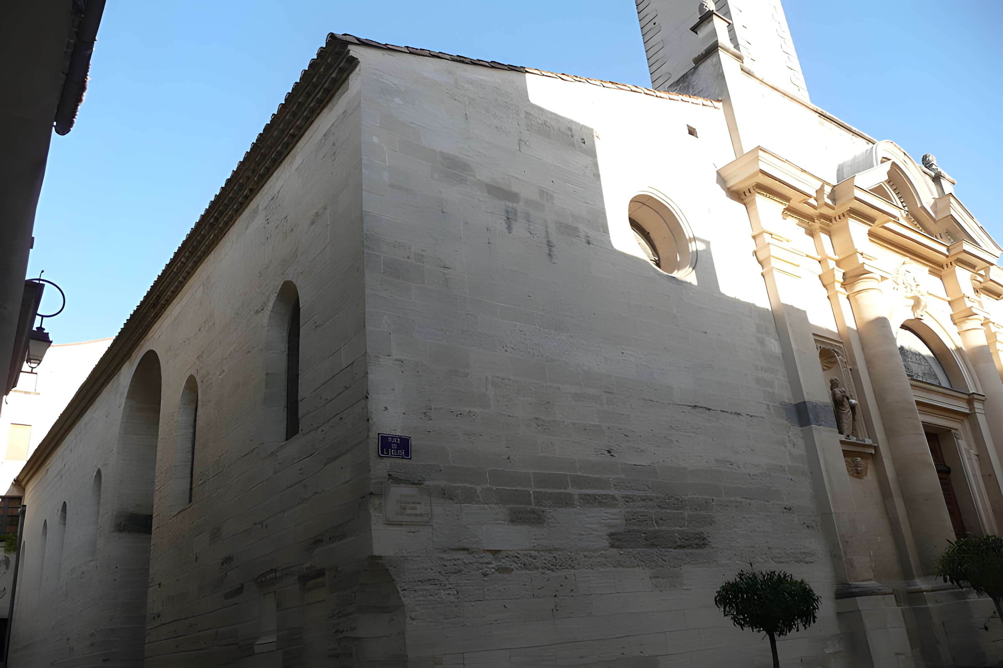 Église Saint-Pancrace d'Aramon