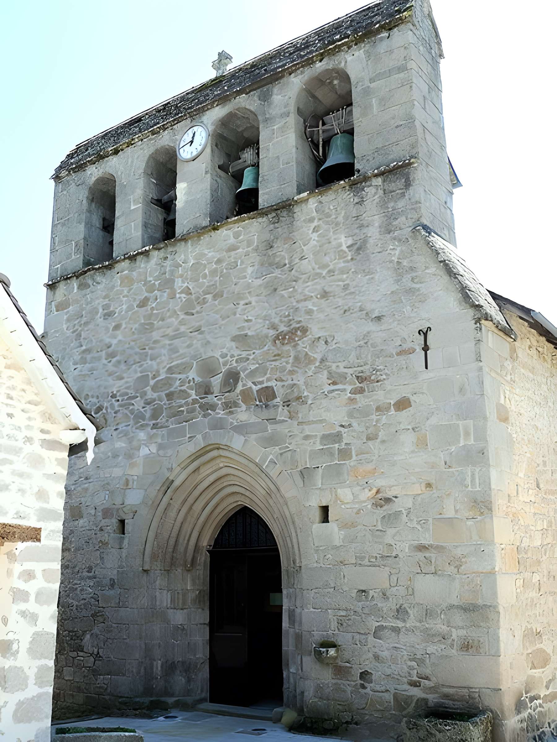 Église Saint-Pardoux de Gimel-les-Cascades