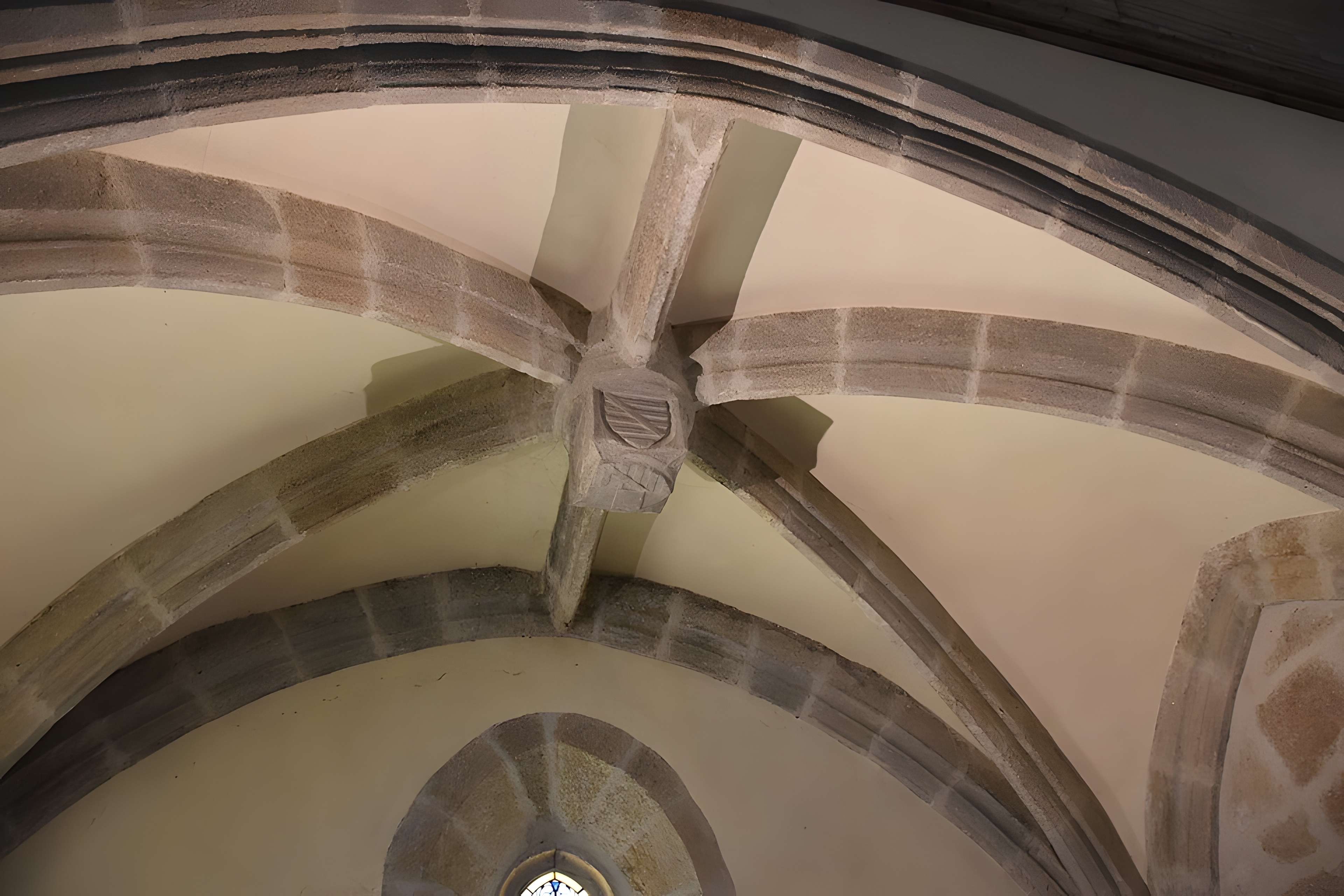 Église Saint-Pardoux de Gimel-les-Cascades