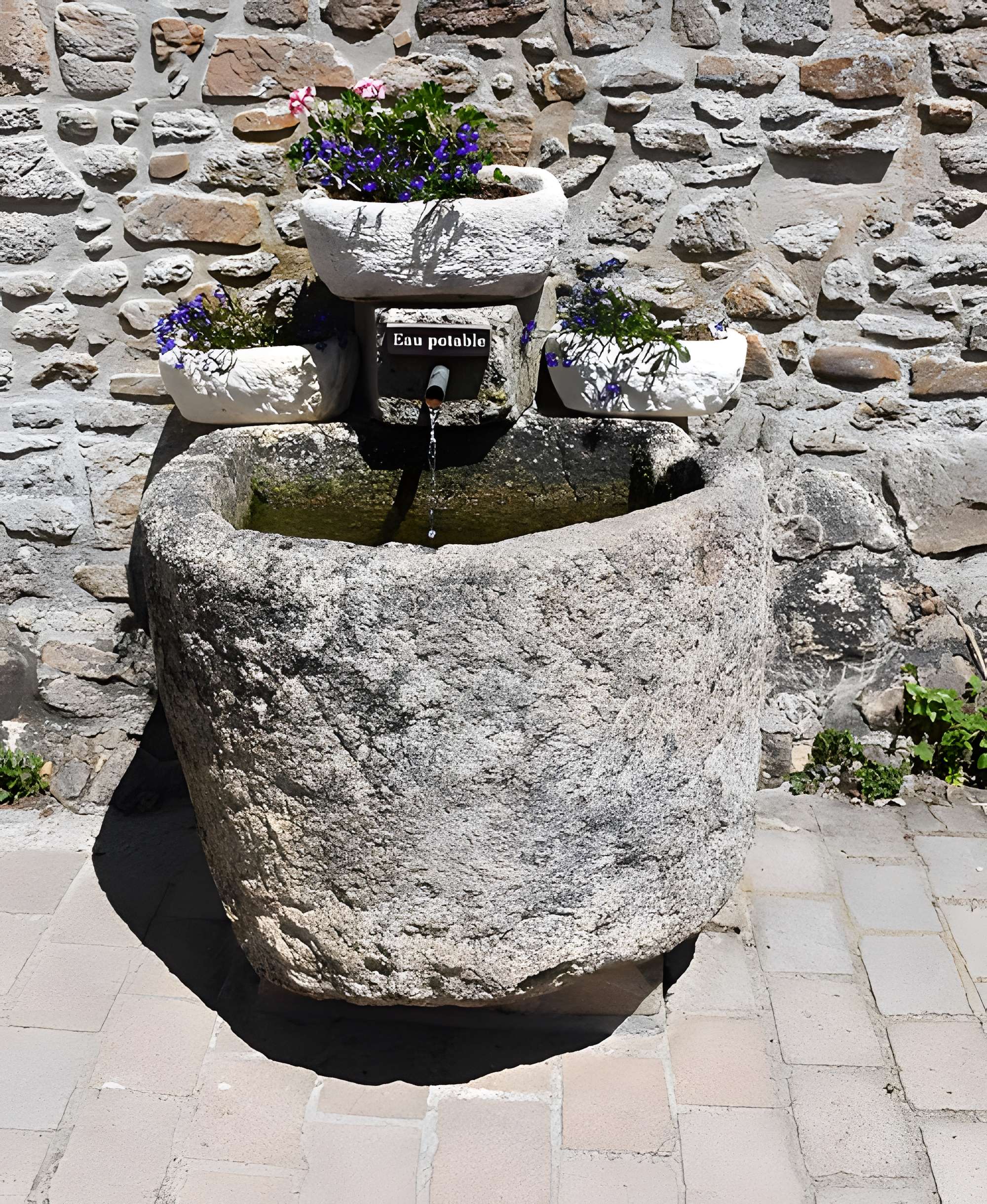 Église Saint-Pardoux de Gimel-les-Cascades