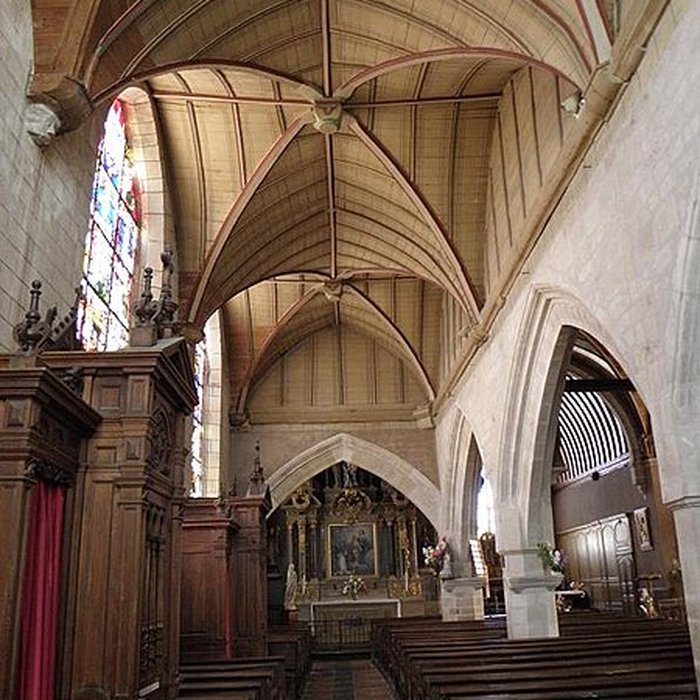 Photo de Église Saint-Patern de Louvigné-de-Bais