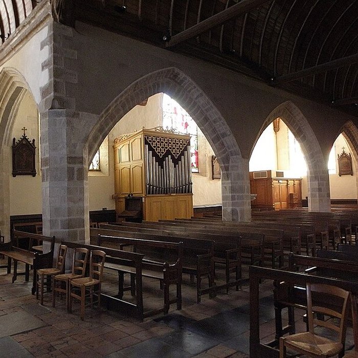 Photo de Église Saint-Patern de Louvigné-de-Bais