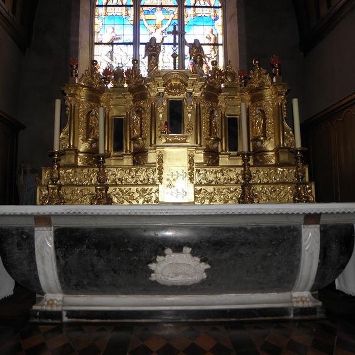 Photo de Église Saint-Patern de Louvigné-de-Bais