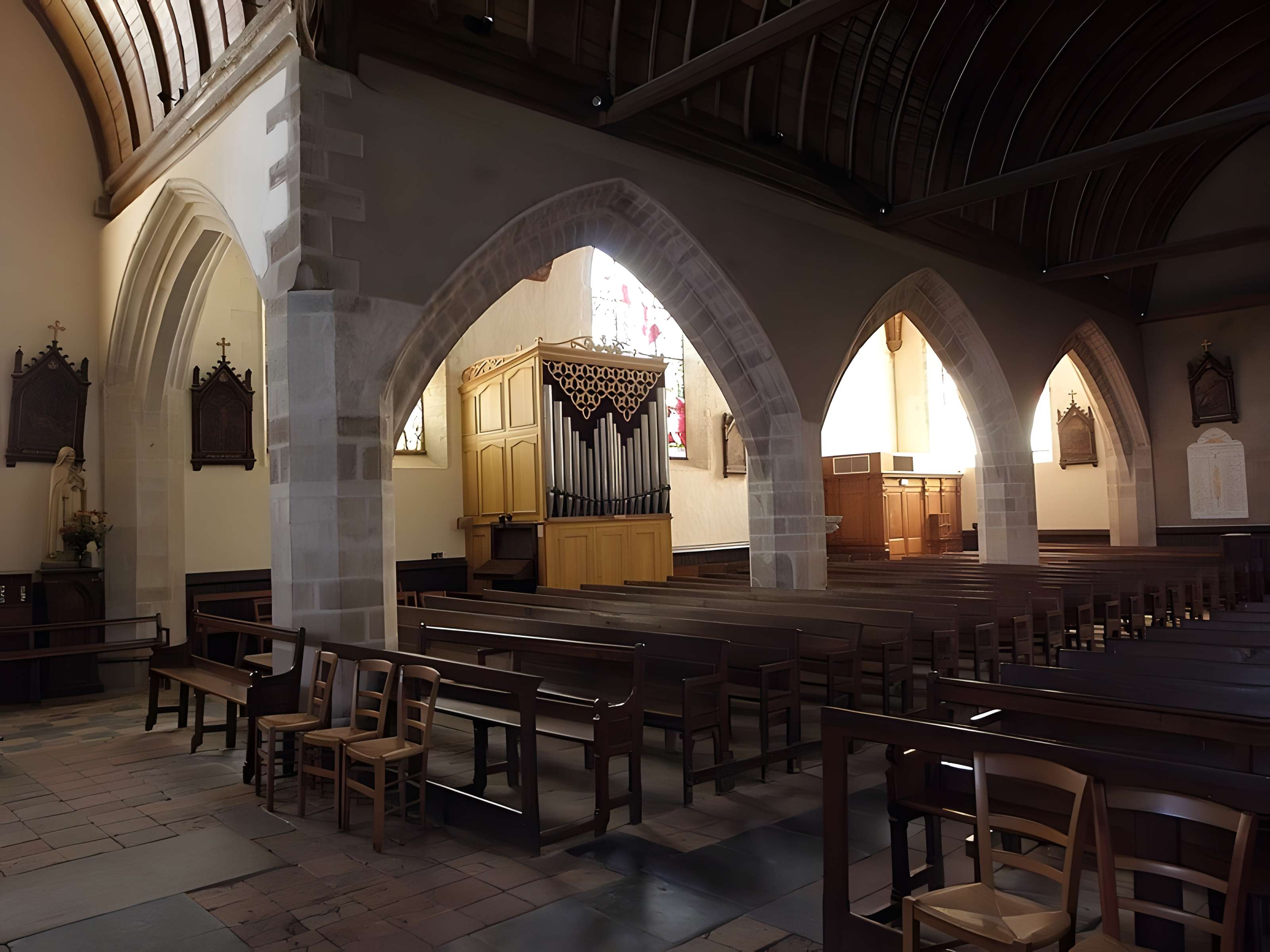 Église Saint-Patern de Louvigné-de-Bais