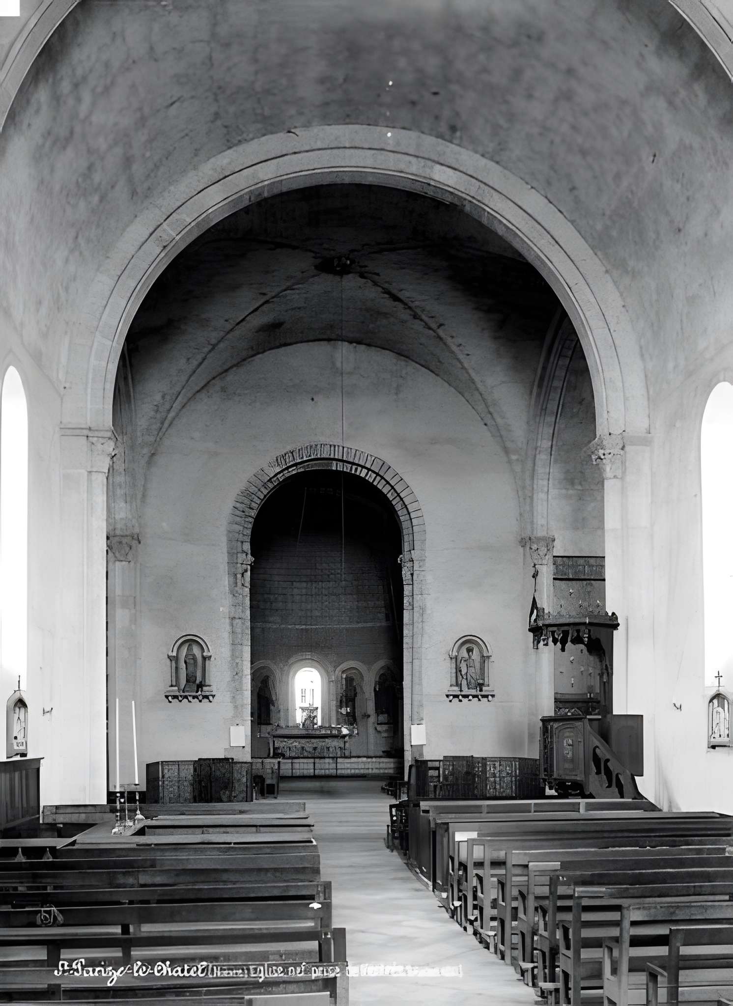 Église Saint-Patrice de Saint-Parize-le-Châtel
