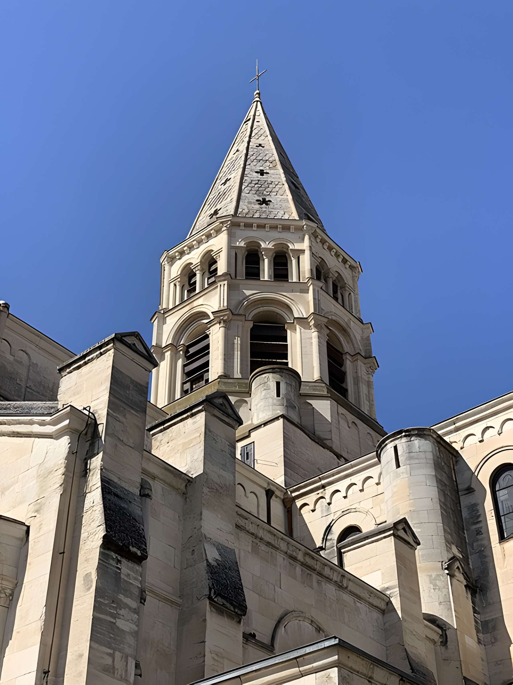 Église Saint-Paul de Nîmes