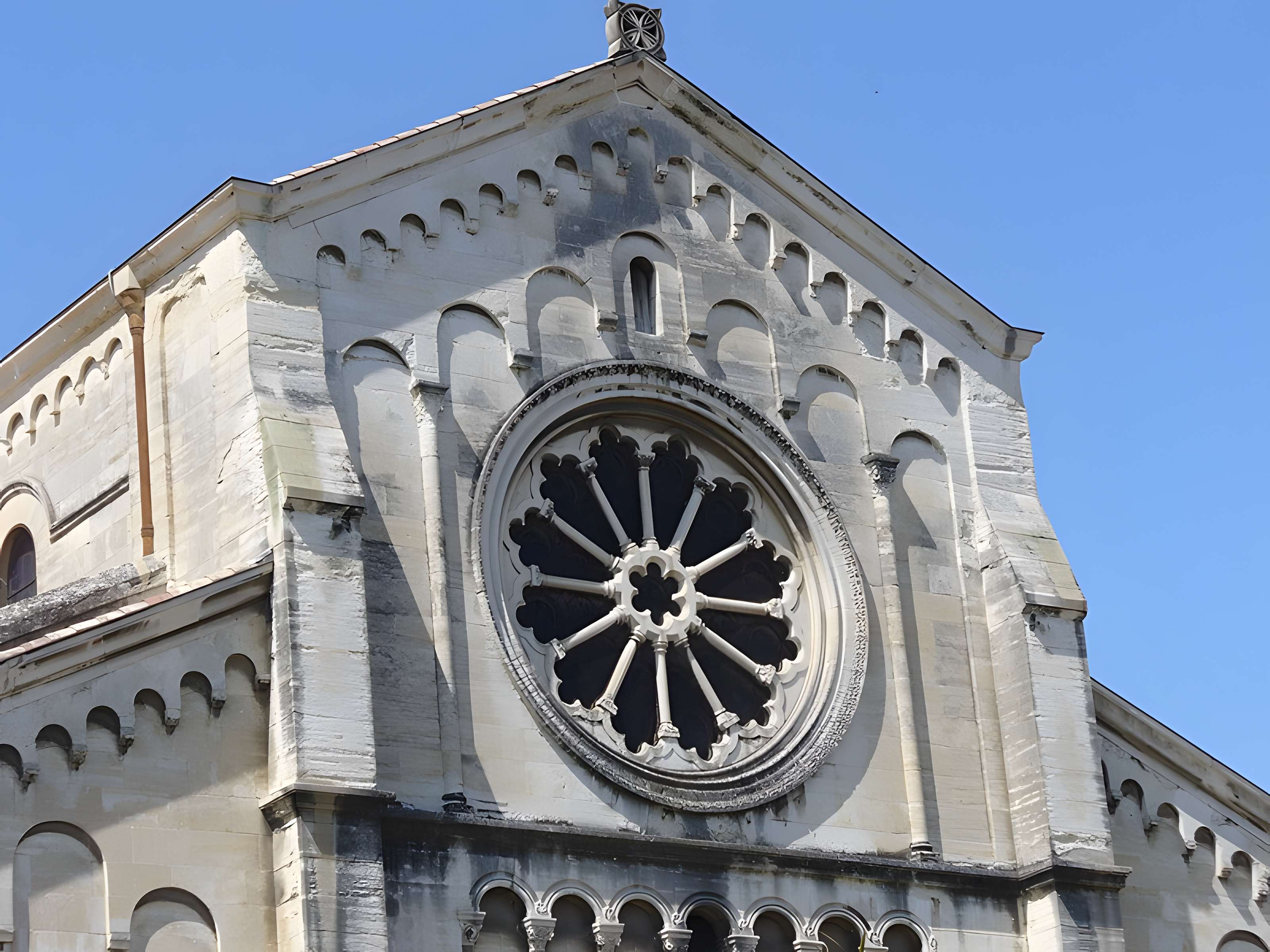 Église Saint-Paul de Nîmes