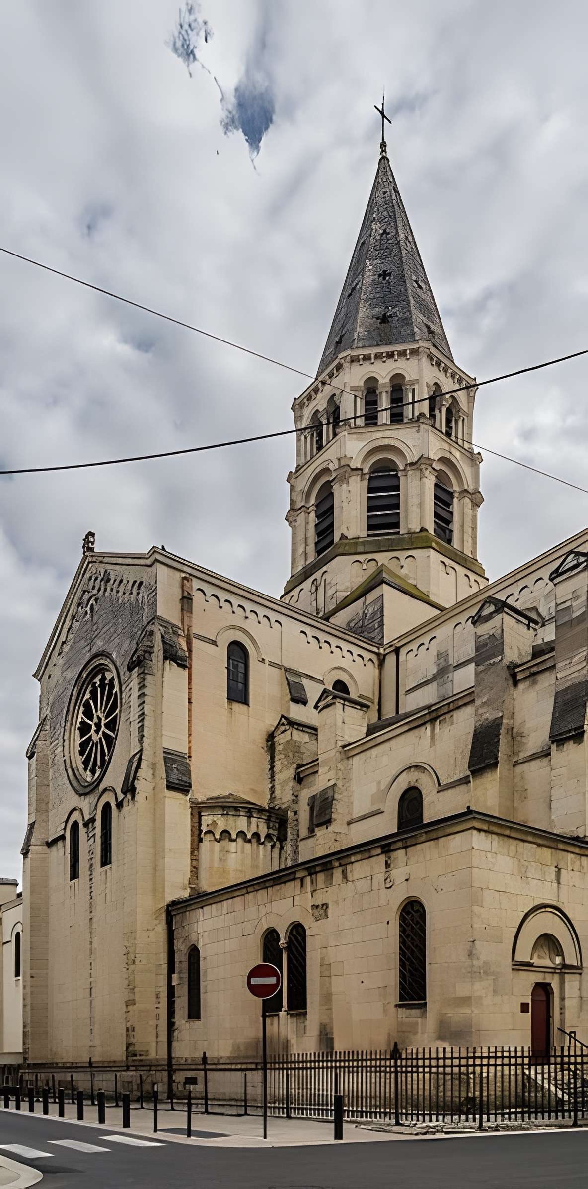 Église Saint-Paul de Nîmes