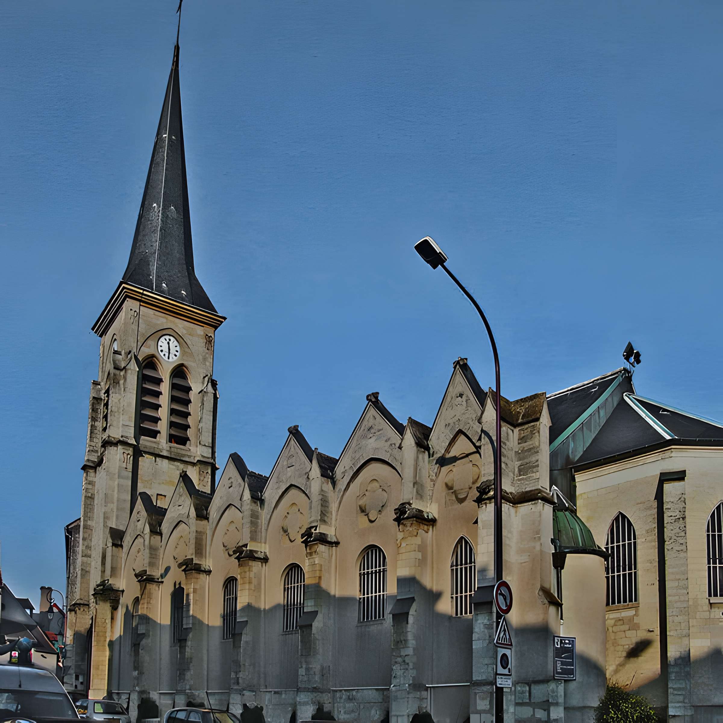 Église Saint-Philippe-et-Saint-Jacques de Châtillon