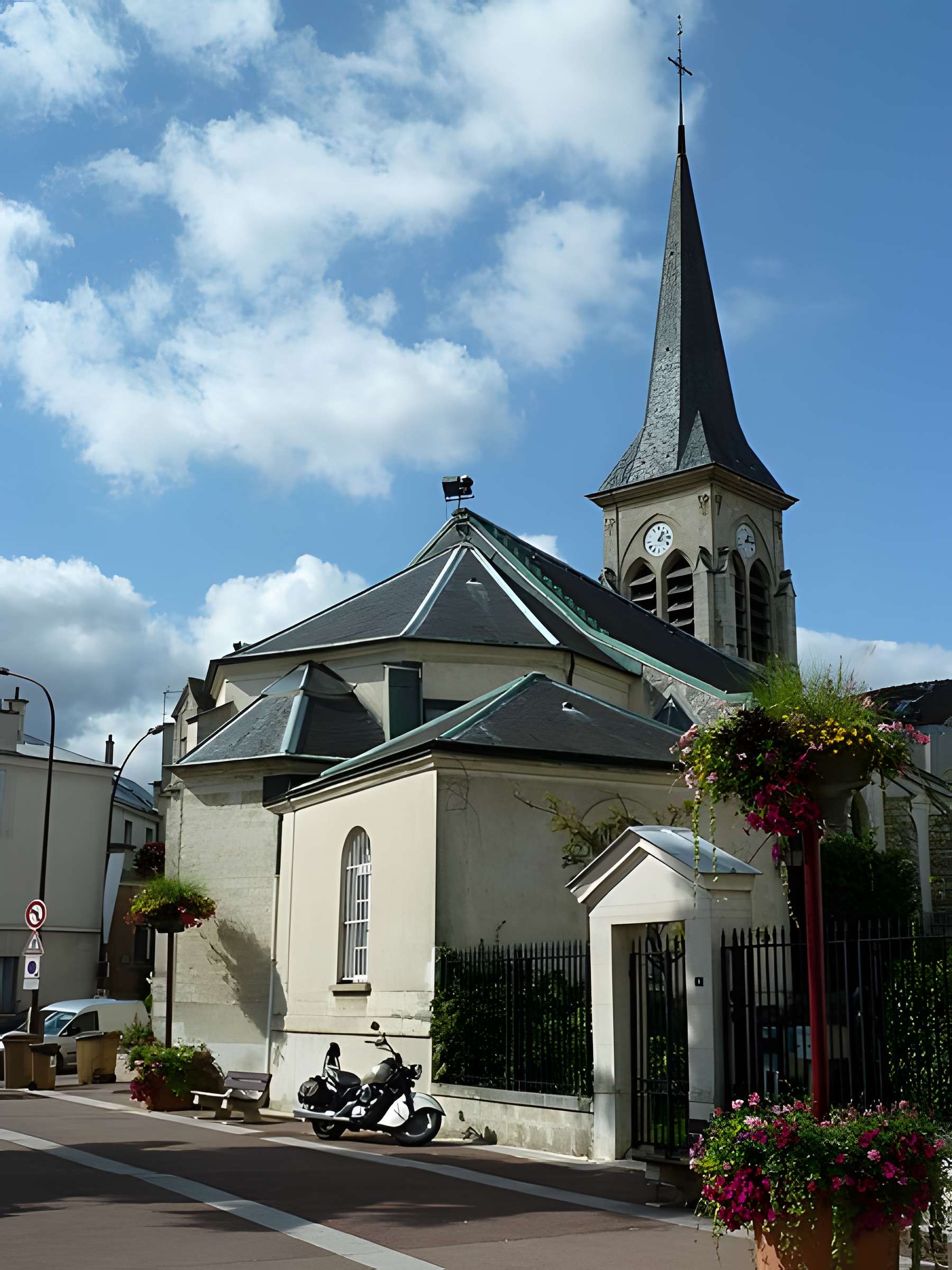 Église Saint-Philippe-et-Saint-Jacques de Châtillon