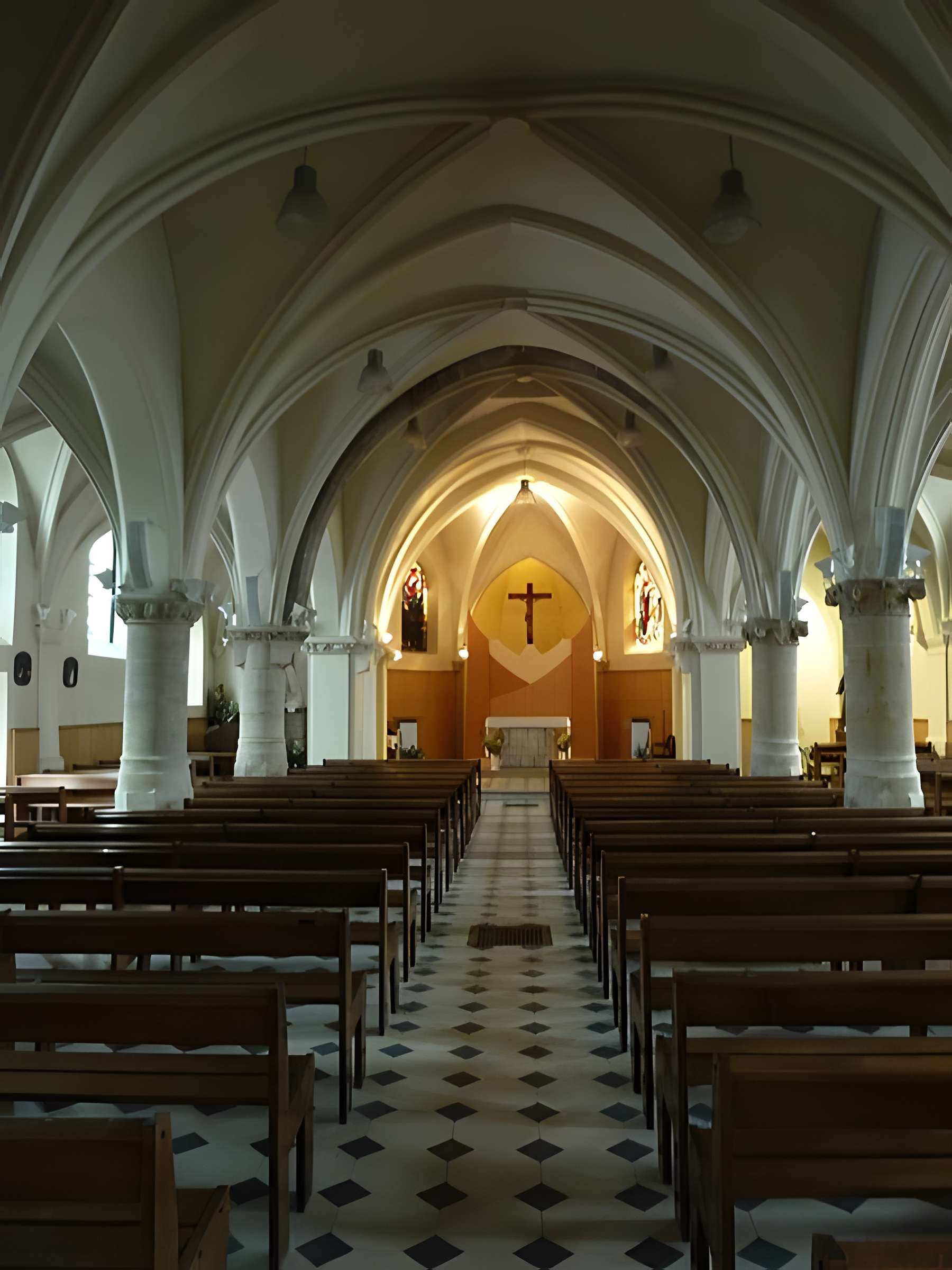 Église Saint-Philippe-et-Saint-Jacques de Châtillon