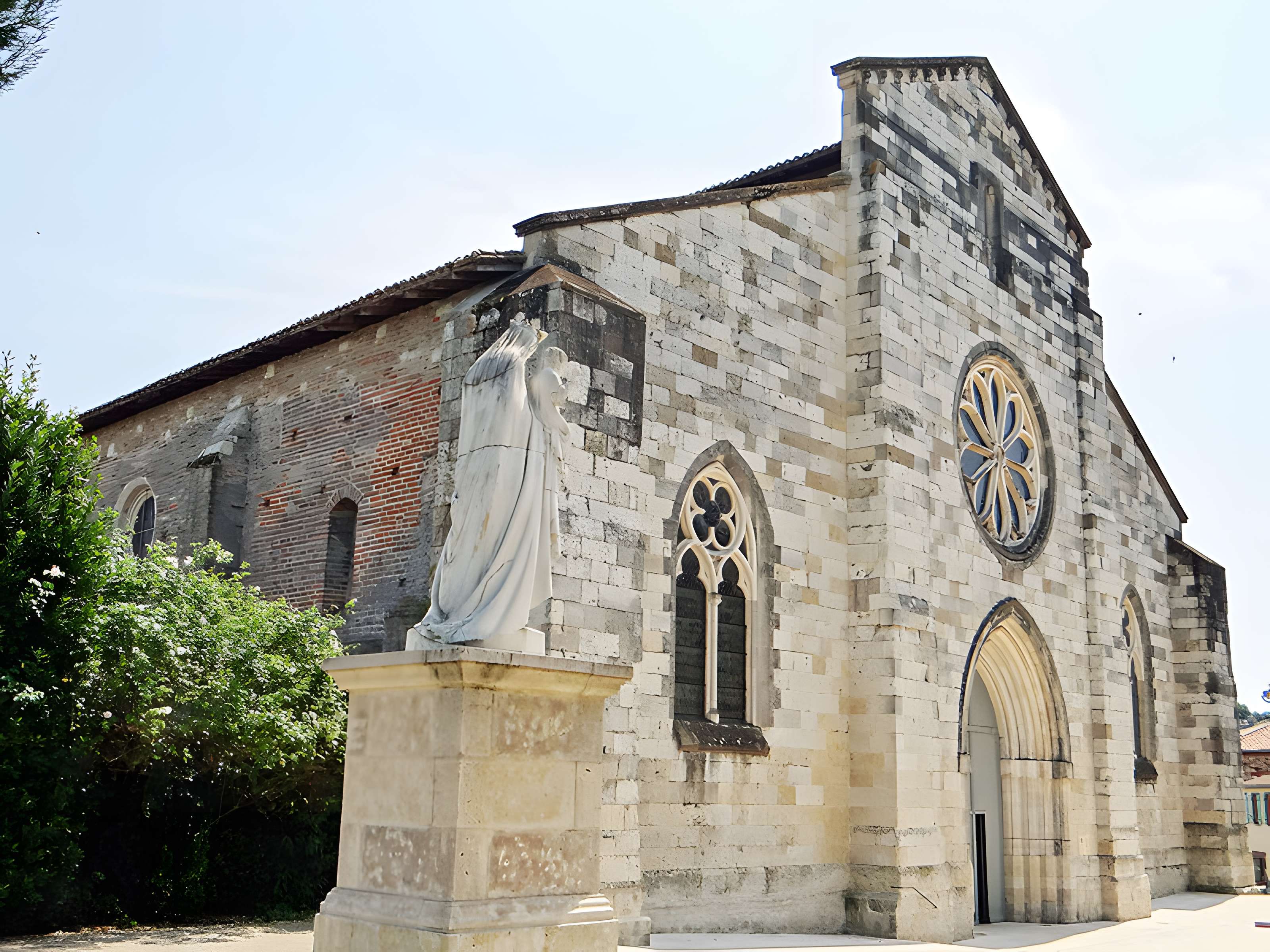 Église Saint-Pierre d'Auvillar