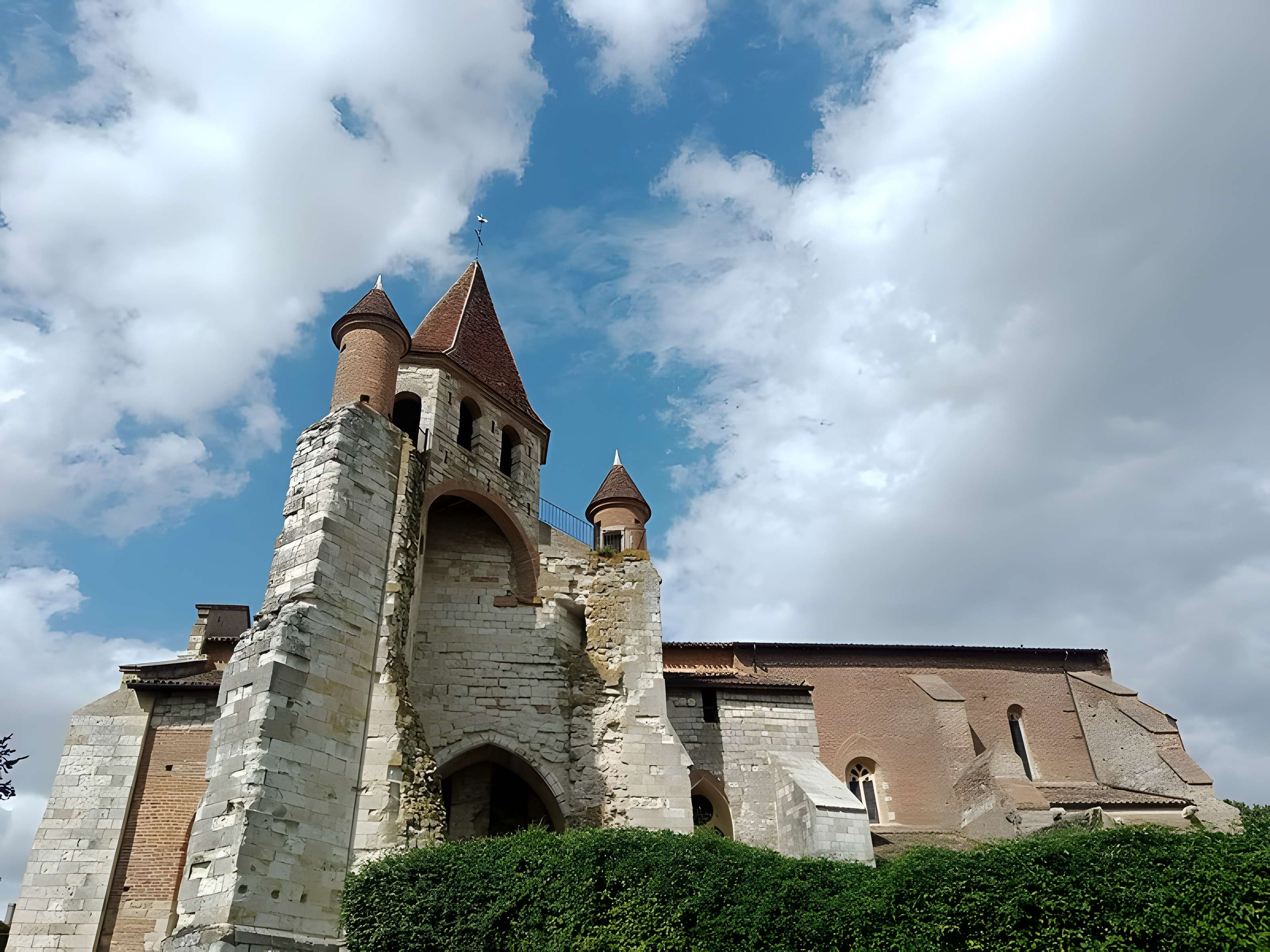 Église Saint-Pierre d'Auvillar