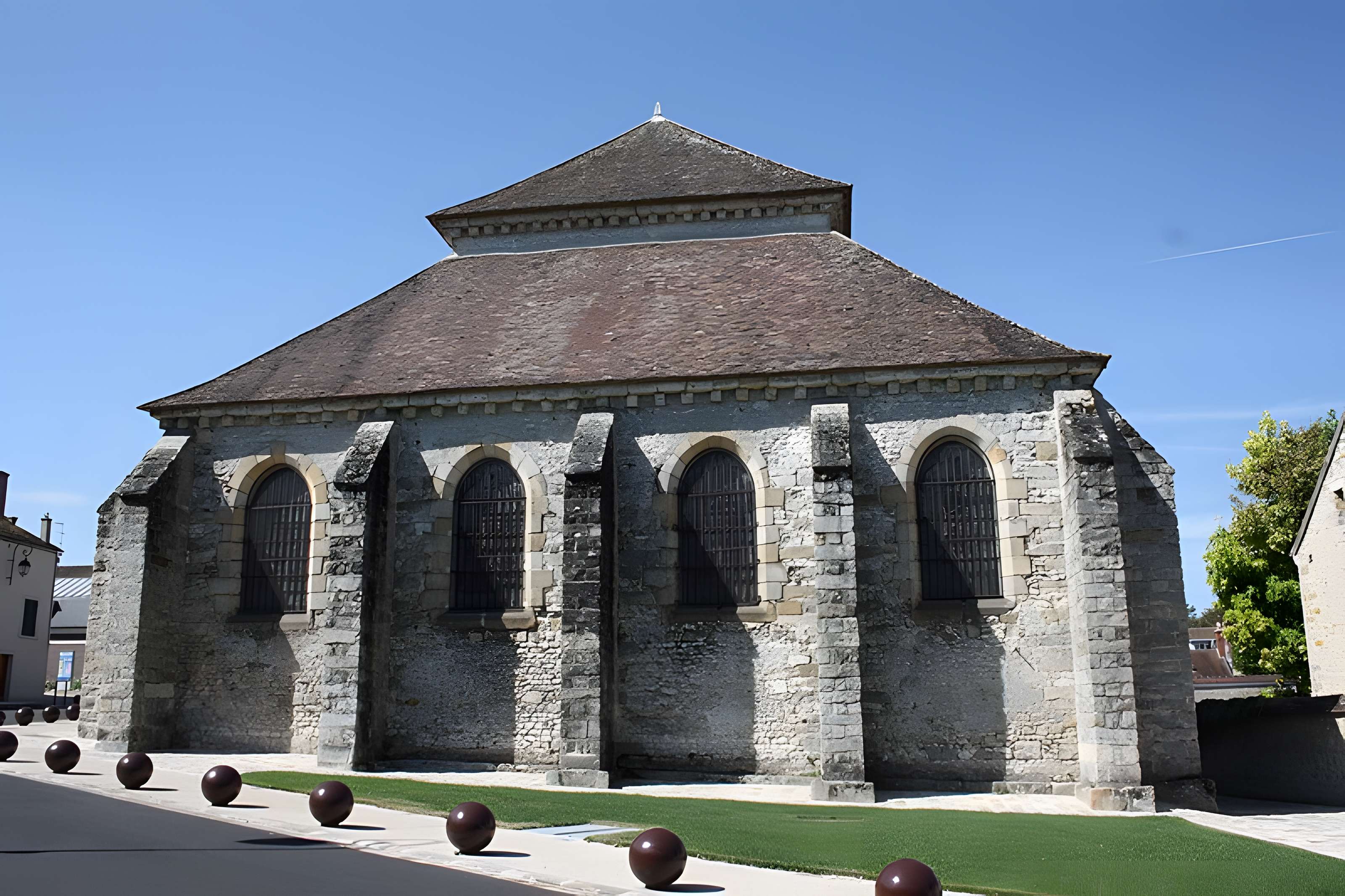 Église Saint-Pierre d'Avon